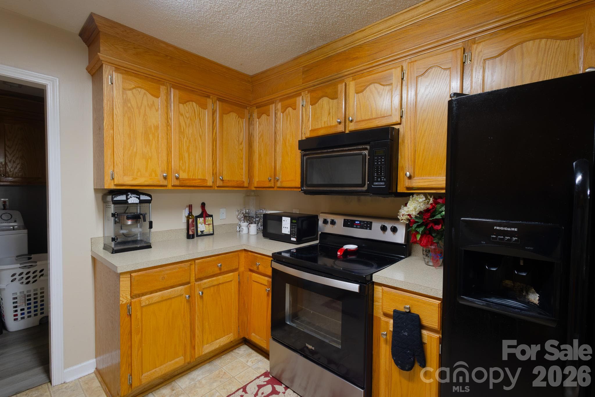 Single Family Residence at 214 Andrew Drive, Manning, photo 11 of 26