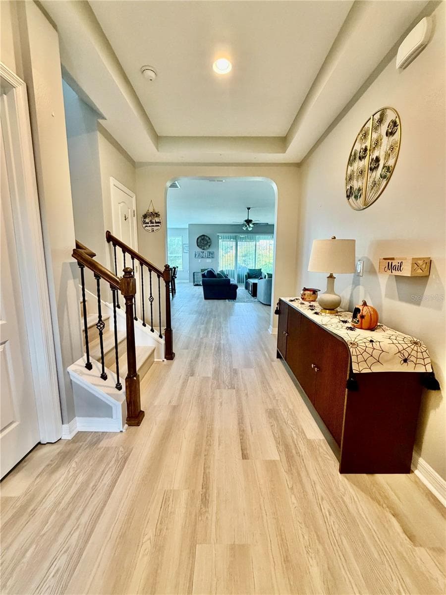 Single Family Residence at 1033 FOUNTAIN COIN LOOP, ORLANDO, photo 6 of 43