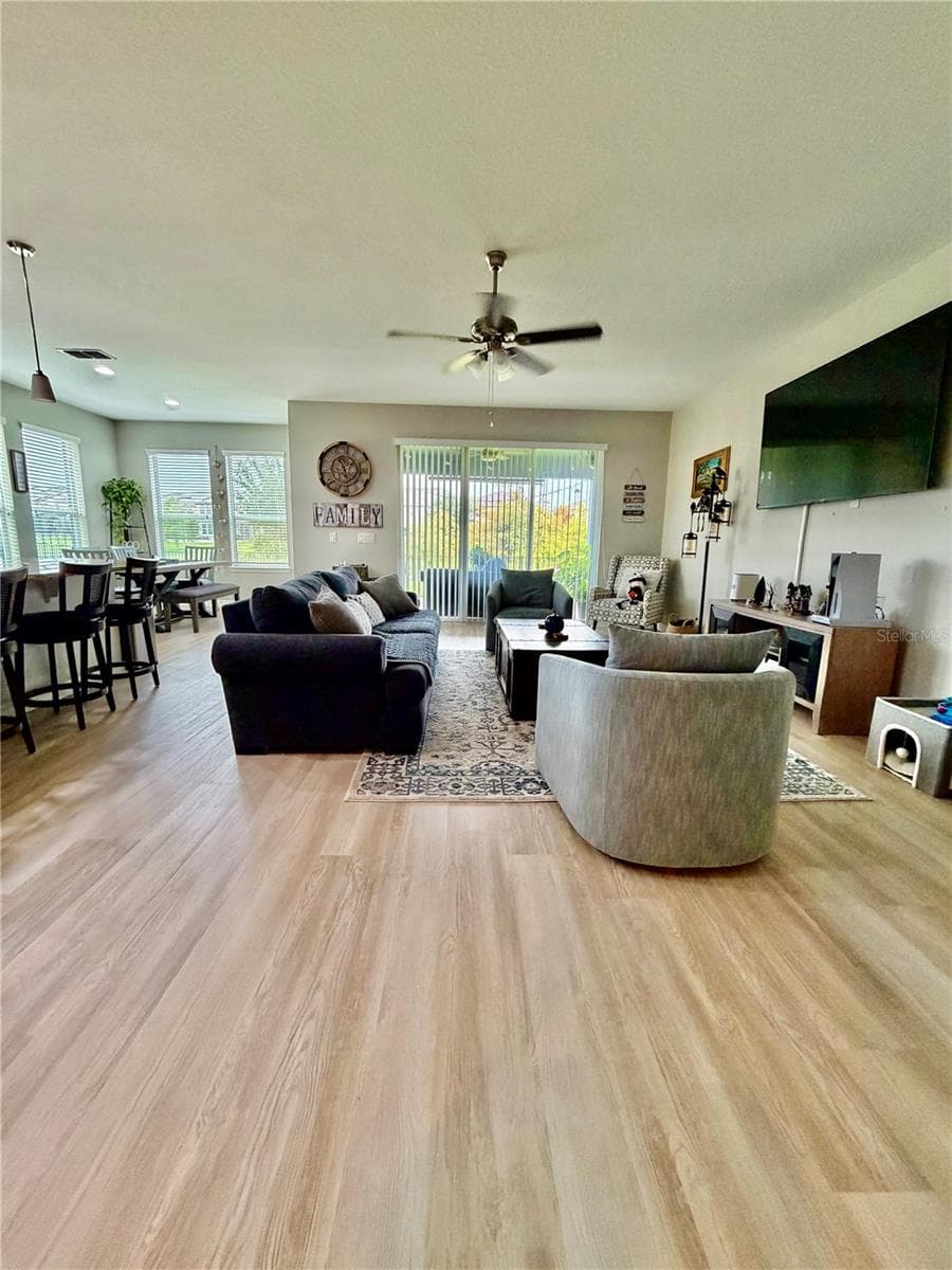 Single Family Residence at 1033 FOUNTAIN COIN LOOP, ORLANDO, photo 15 of 43