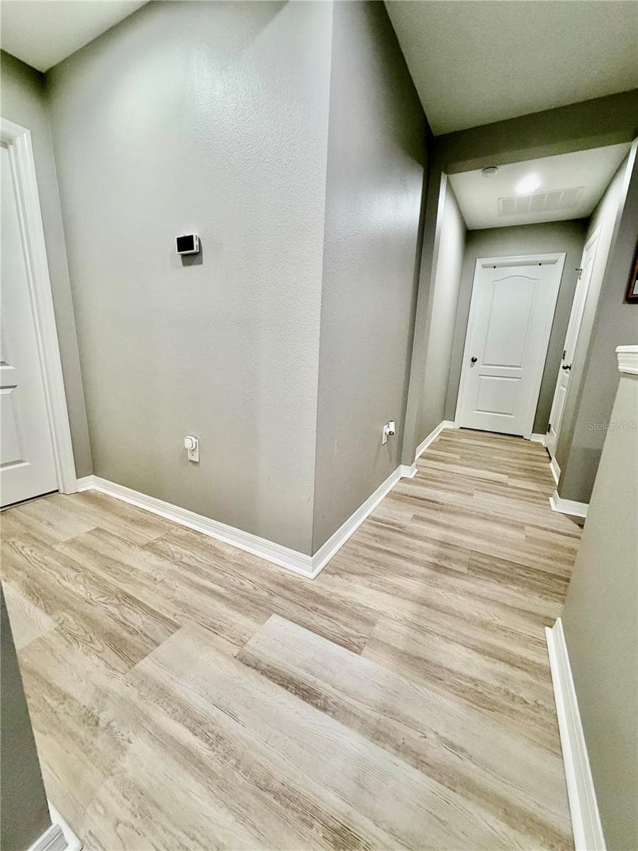 Single Family Residence at 1033 FOUNTAIN COIN LOOP, ORLANDO, photo 24 of 43
