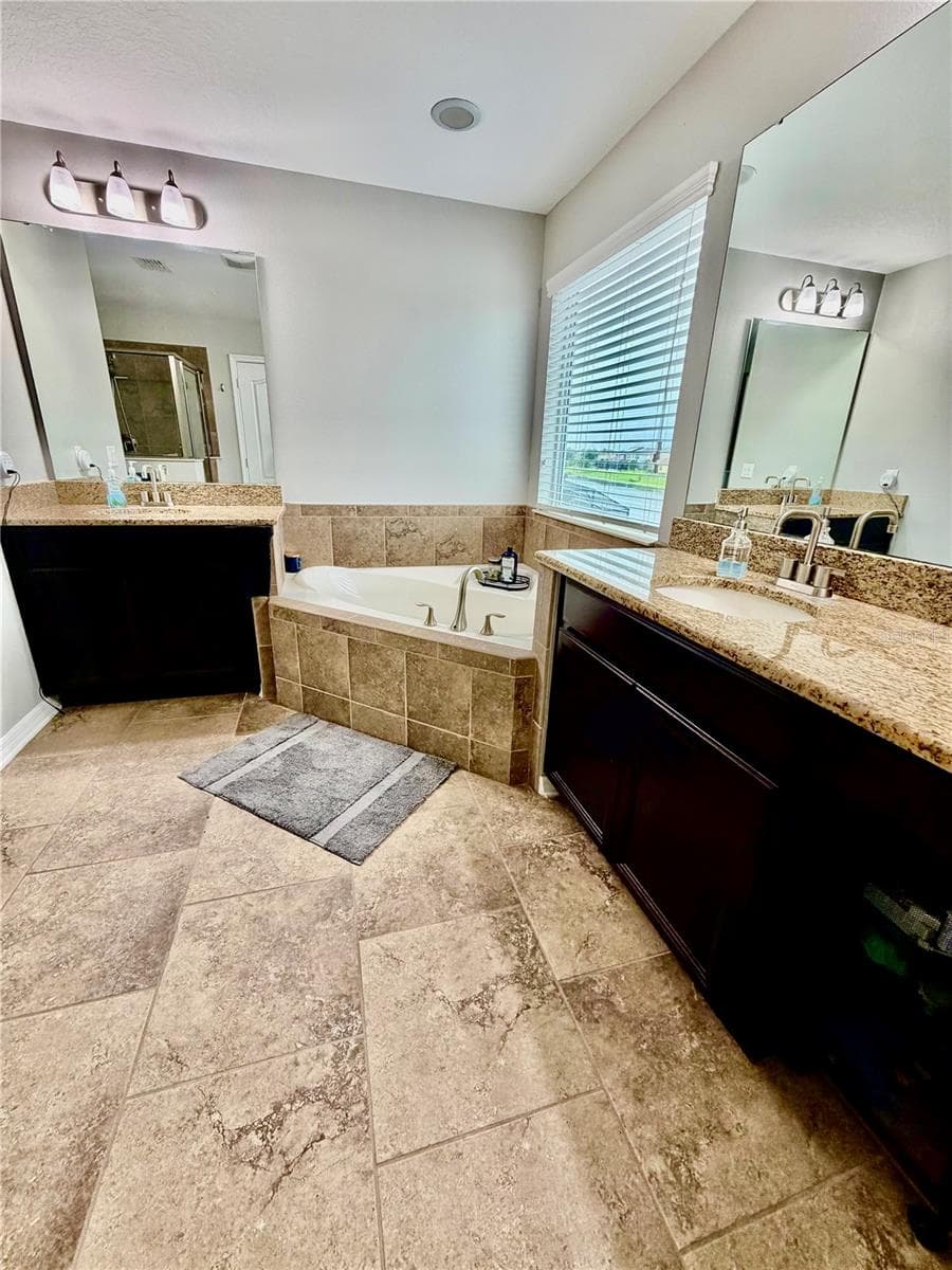 Single Family Residence at 1033 FOUNTAIN COIN LOOP, ORLANDO, photo 30 of 43