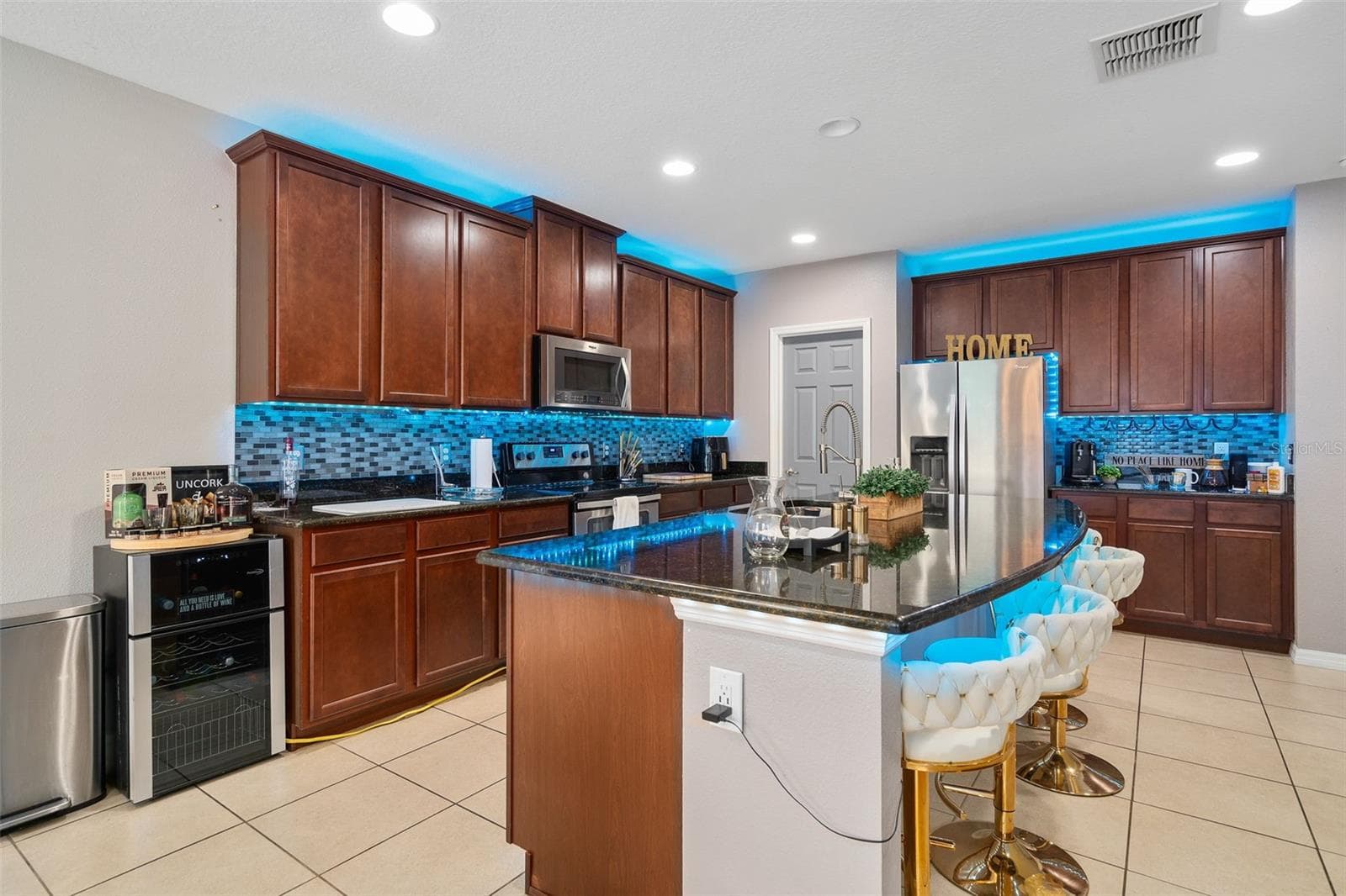 Single Family Residence at 3209 TURRET DR, KISSIMMEE, photo 11 of 32