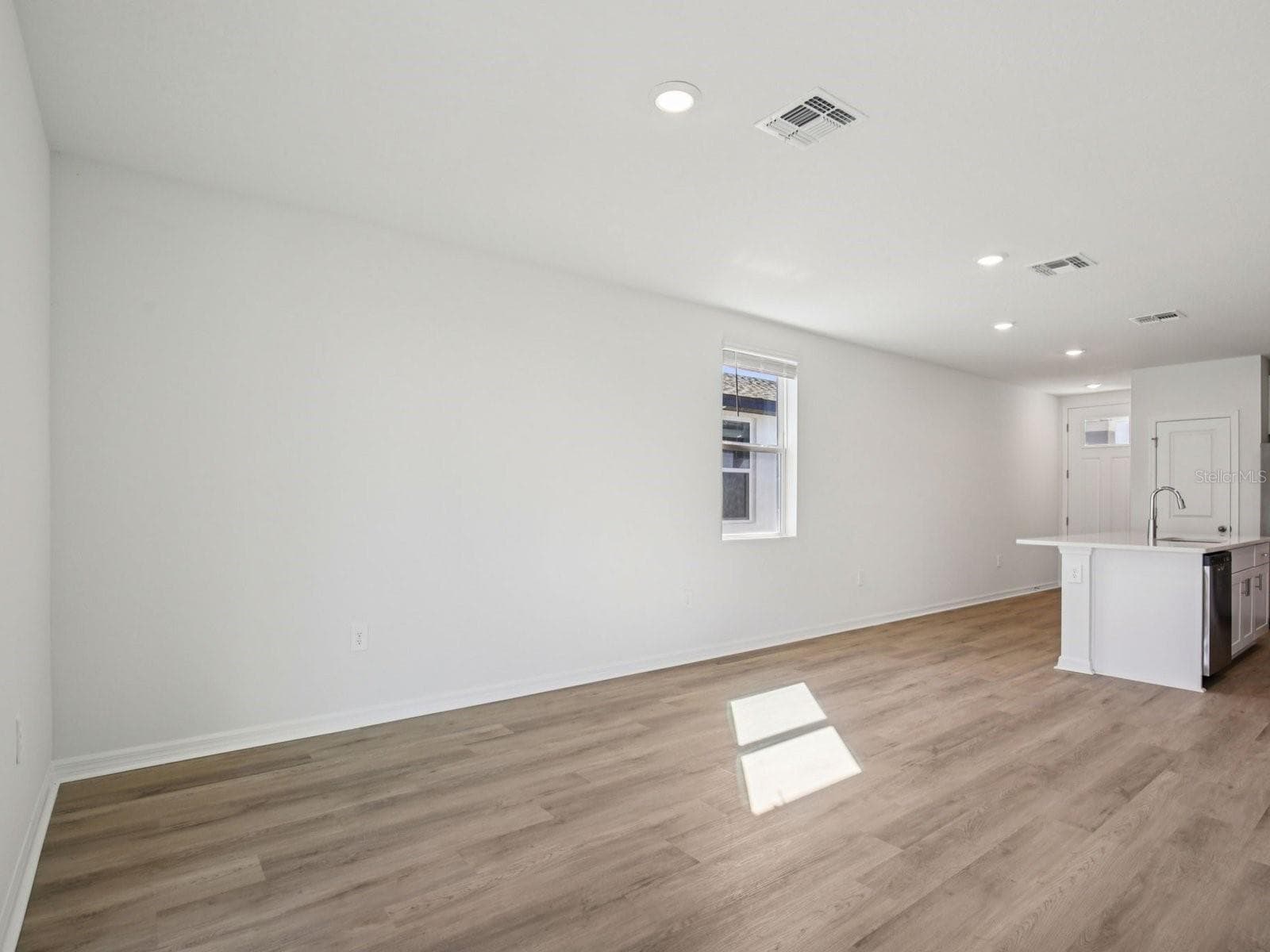 Single Family Residence at 3804 MOSCATO DR, BROOKSVILLE, photo 5 of 22
