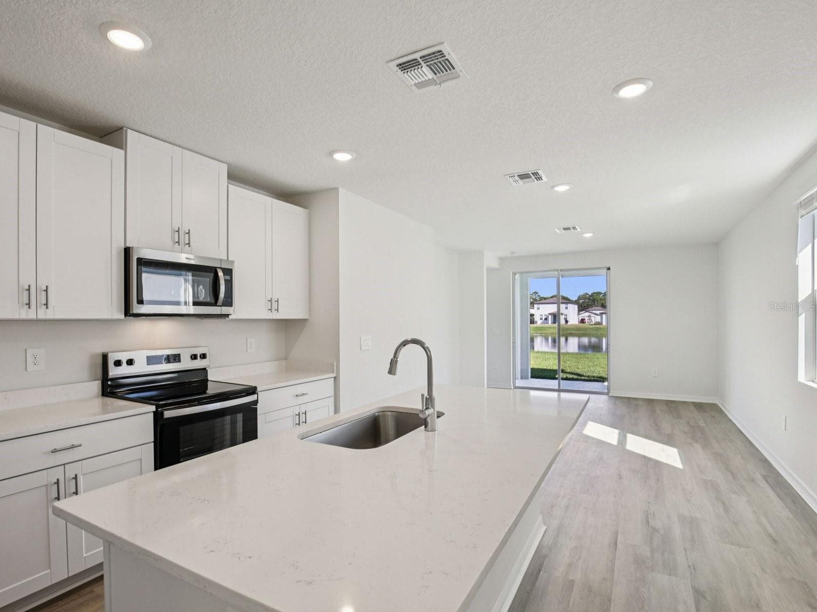 Single Family Residence at 3804 MOSCATO DR, BROOKSVILLE, photo 10 of 22