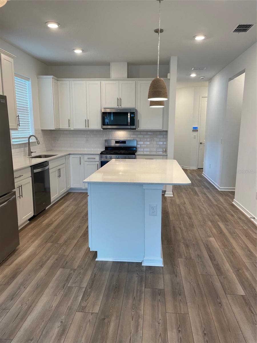 Single Family Residence at 10434 SPRING TIDE WAY, PARRISH, photo 10 of 50