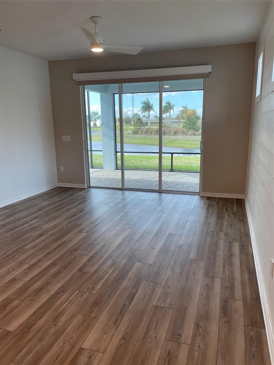 Single Family Residence at 10434 SPRING TIDE WAY, PARRISH, photo 17 of 50