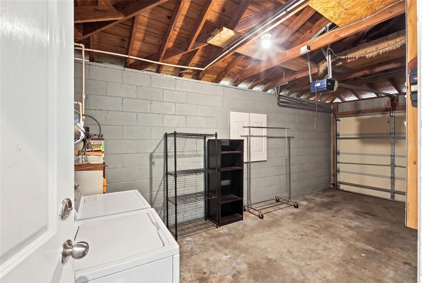 Virtually cleaned garage - 1320 BELGRADE AVE, ORLANDO