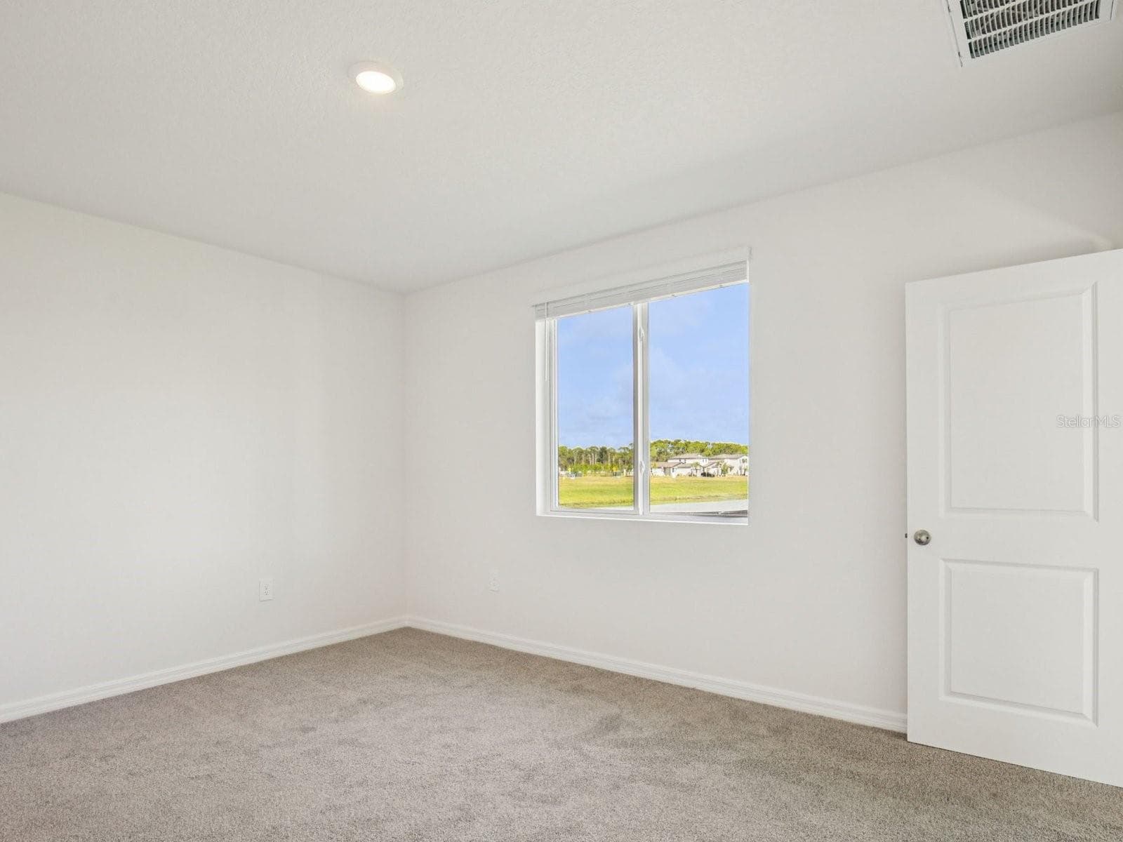 Single Family Residence at 17668 OLIVE THORN DR, BROOKSVILLE, photo 19 of 20