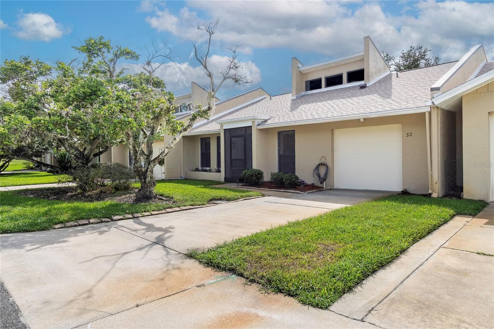 Condominium at 32 FAIRWAY DR #32, DEBARY, photo 4 of 37