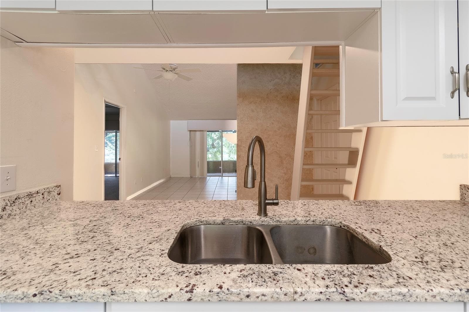 Condominium at 32 FAIRWAY DR #32, DEBARY, photo 11 of 37