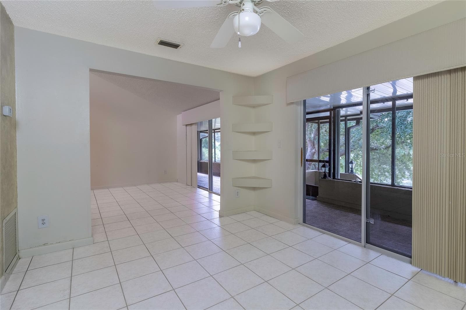 Condominium at 32 FAIRWAY DR #32, DEBARY, photo 16 of 37