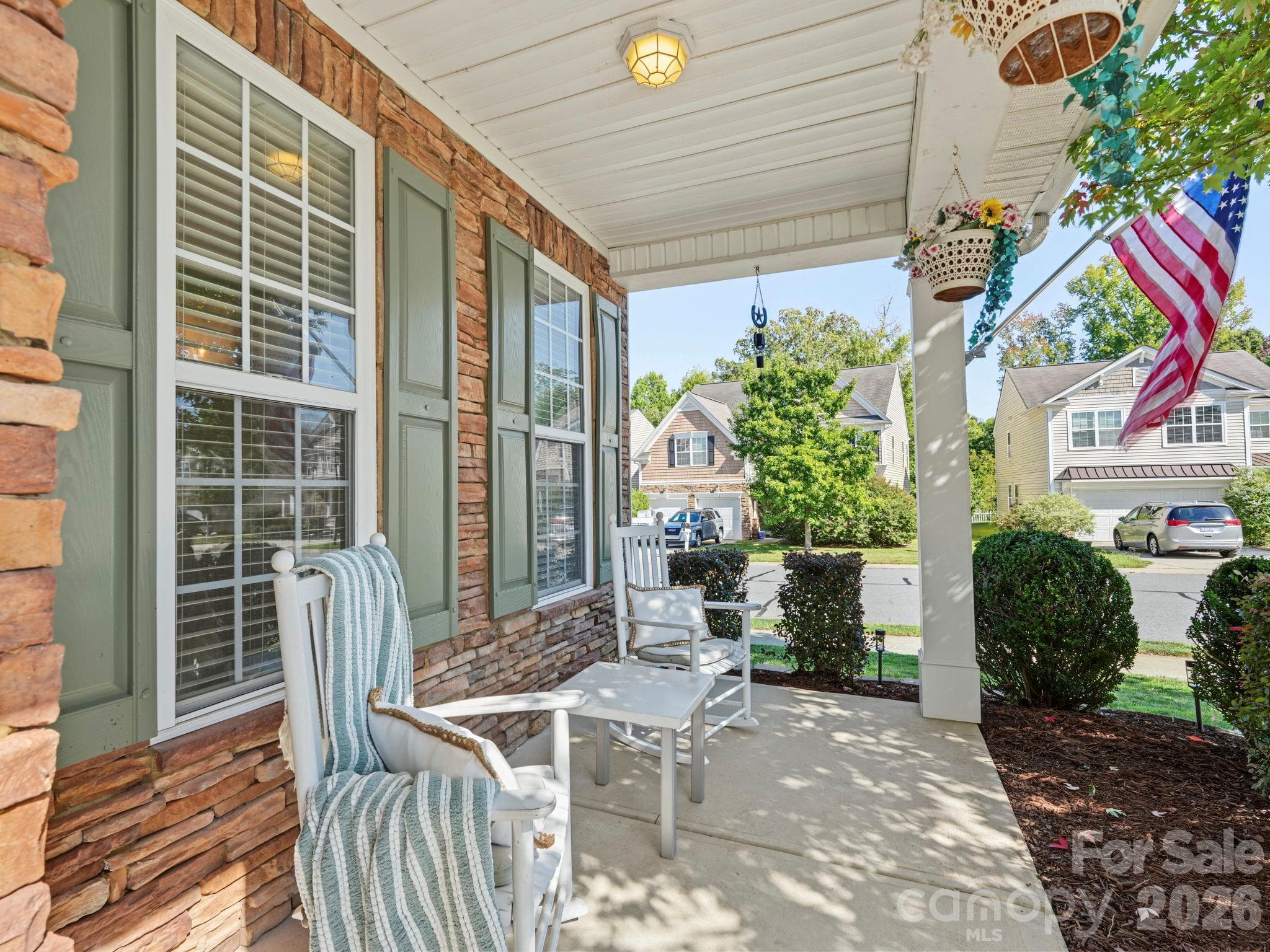Single Family Residence at 10900 Sand River Court, Davidson, photo 4 of 45