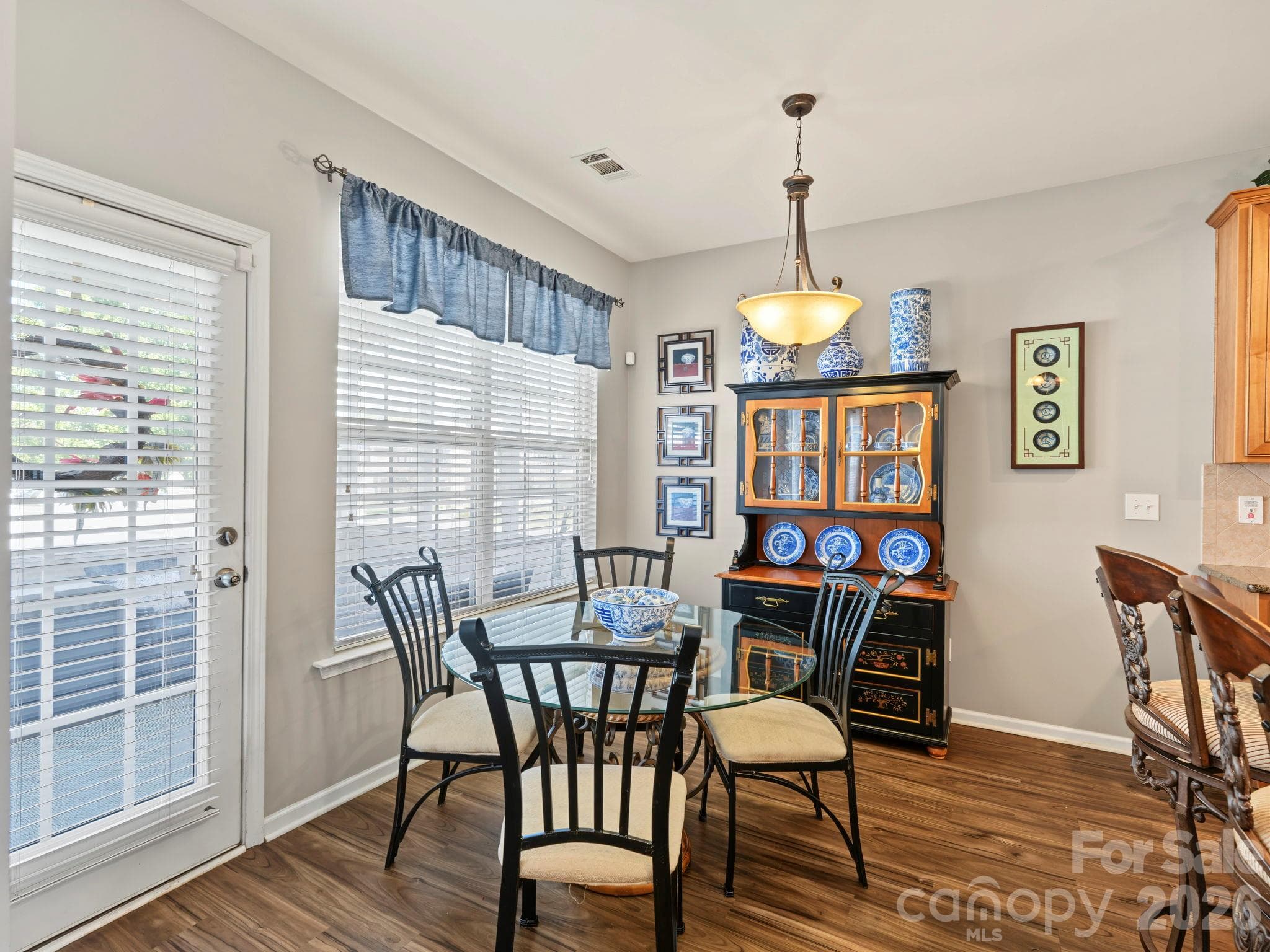 Single Family Residence at 10900 Sand River Court, Davidson, photo 12 of 45
