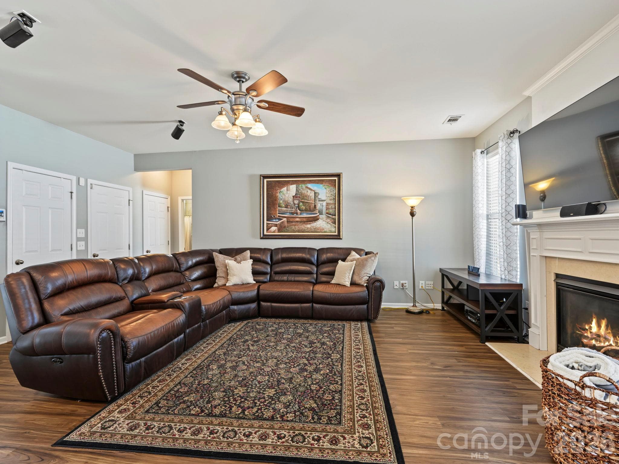 Single Family Residence at 10900 Sand River Court, Davidson, photo 15 of 45