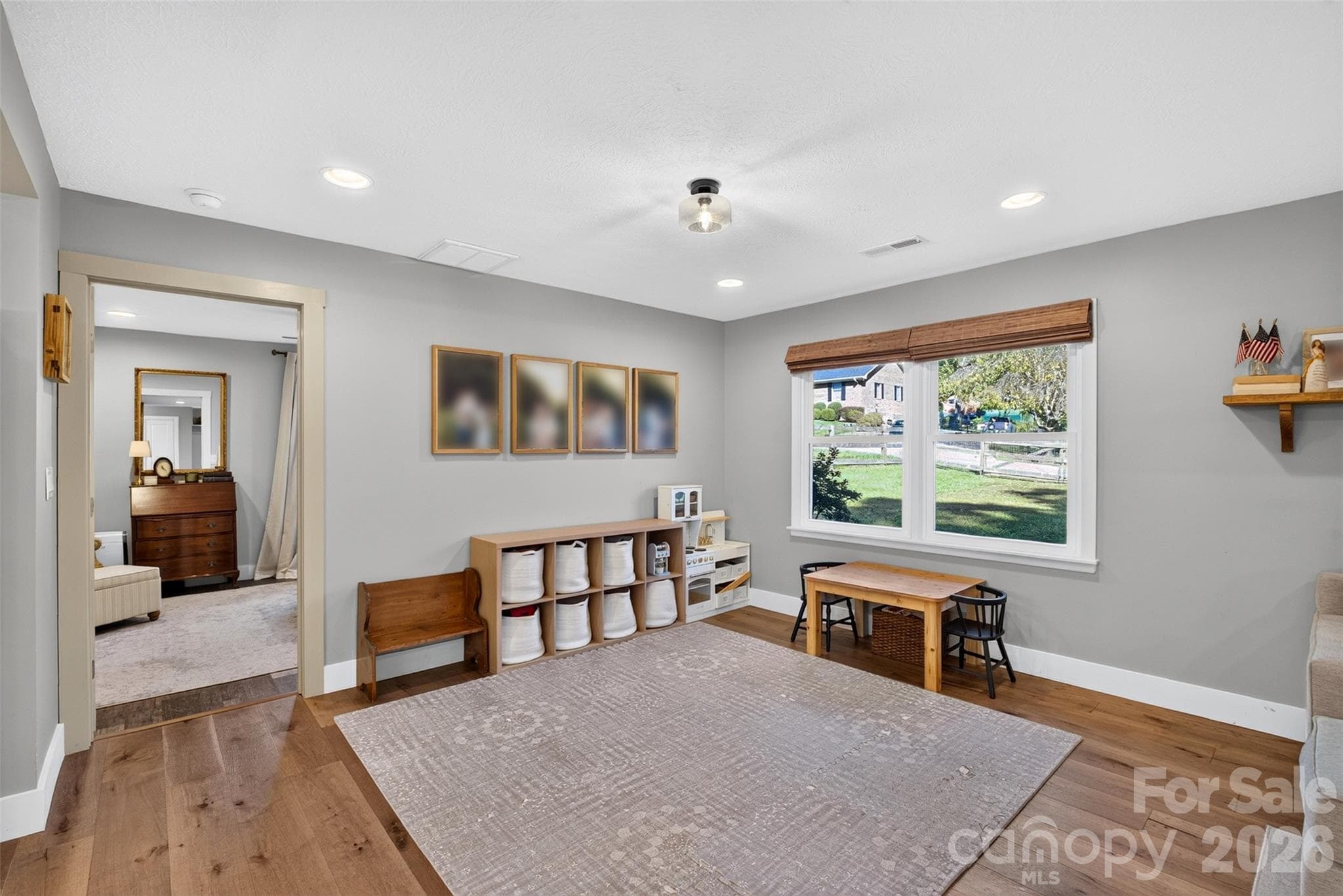 Single Family Residence at 200 Whispering Hills Drive, Hendersonville, photo 22 of 45