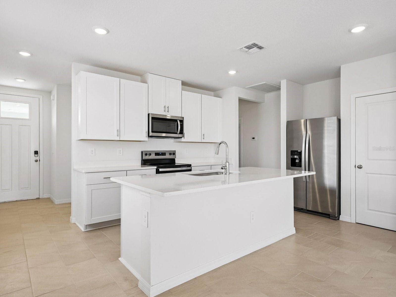 Single Family Residence at 11353 BELLEWOOD TER, PARRISH, photo 4 of 18