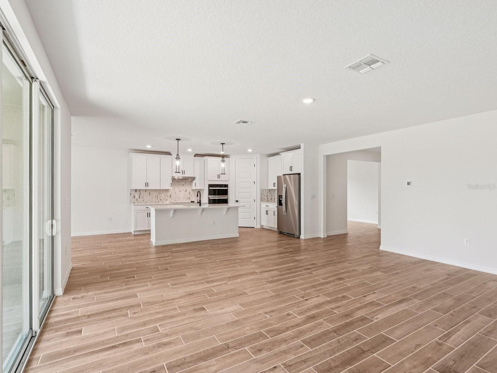 Single Family Residence at 10506 ABUNDANCE GROVE WAY, PARRISH, photo 3 of 11