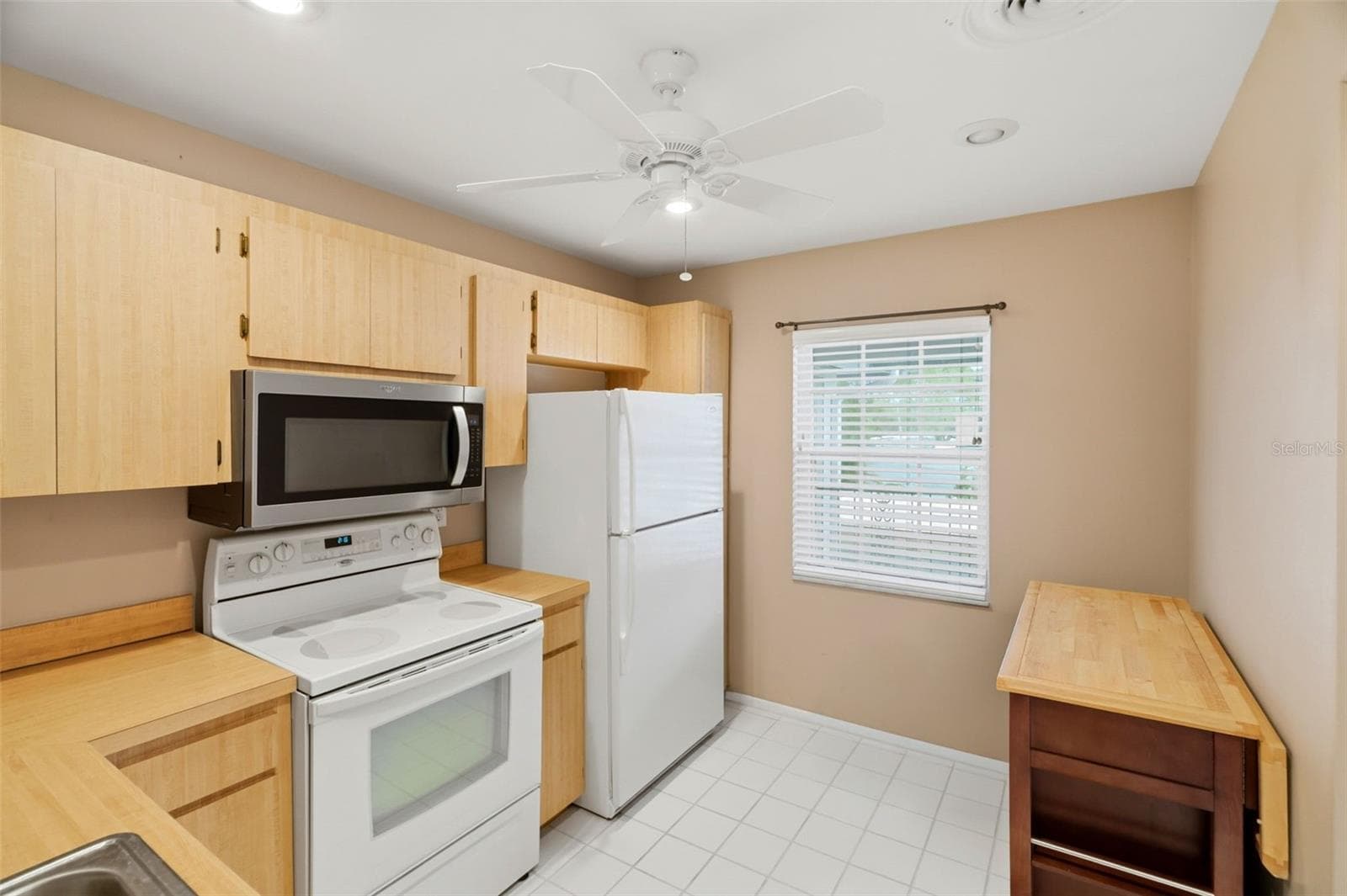 Condominium at 5265 E BAY DR #723, CLEARWATER, photo 10 of 19