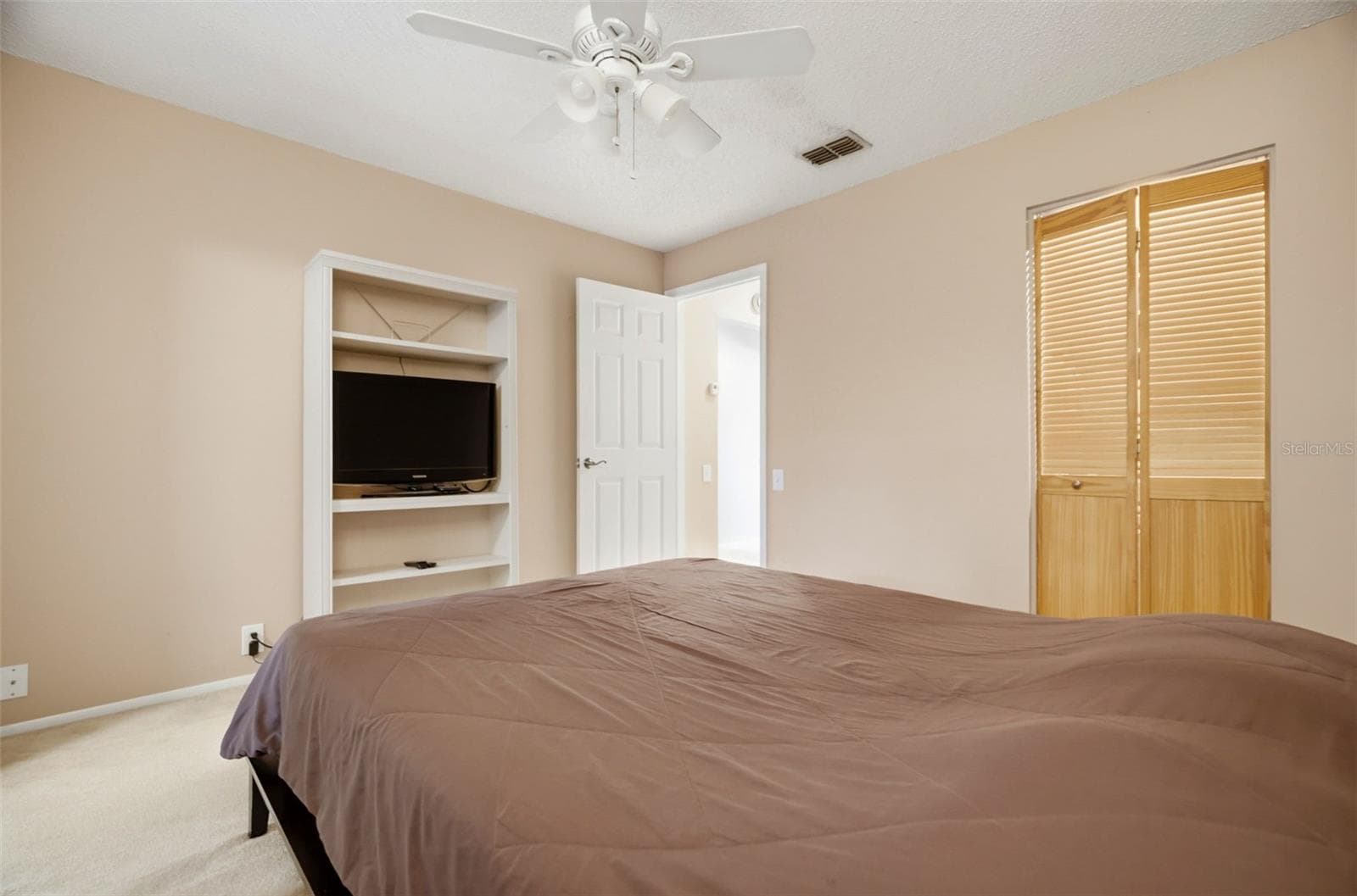 Condominium at 5265 E BAY DR #723, CLEARWATER, photo 11 of 19