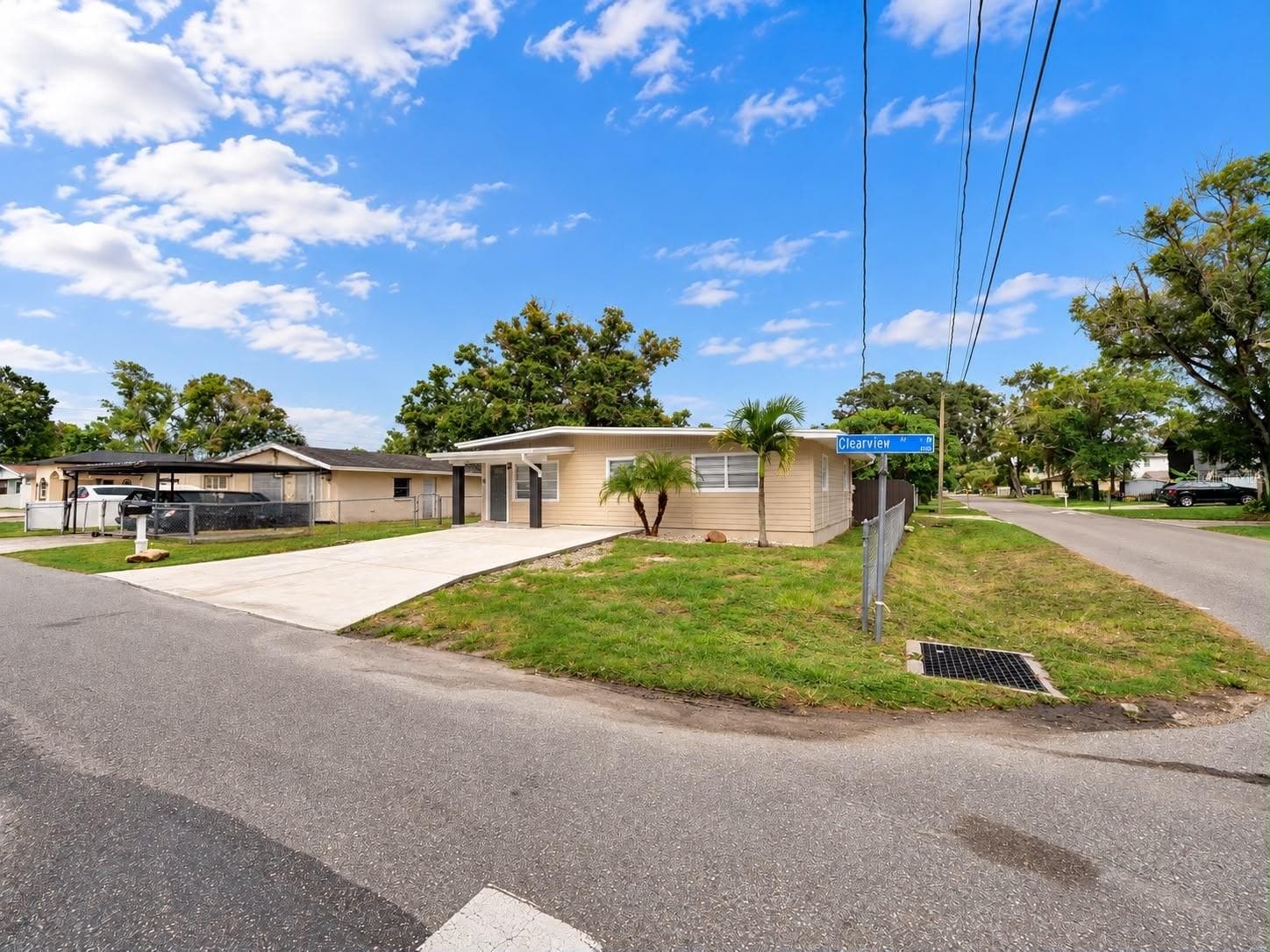 Single Family Residence at 6801 N CLEARVIEW AVE, TAMPA, photo 2 of 27