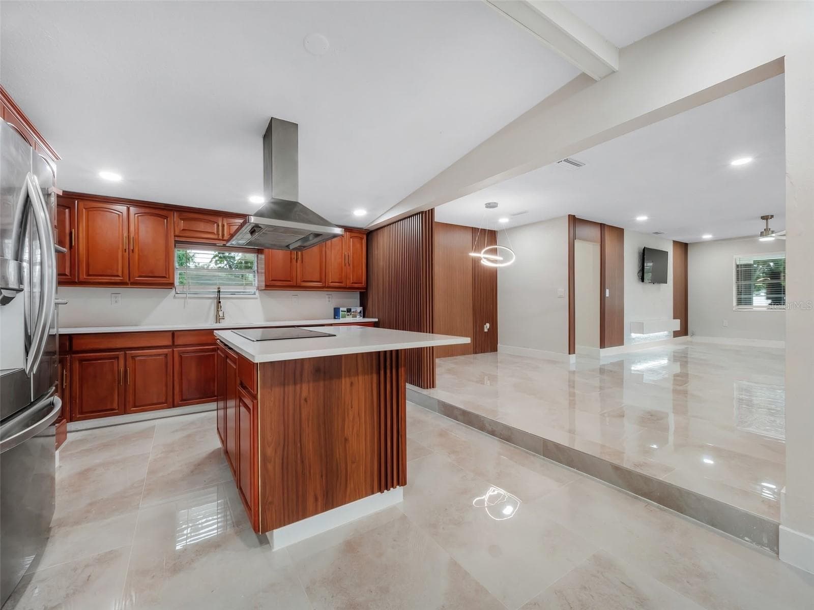 Single Family Residence at 6801 N CLEARVIEW AVE, TAMPA, photo 10 of 27