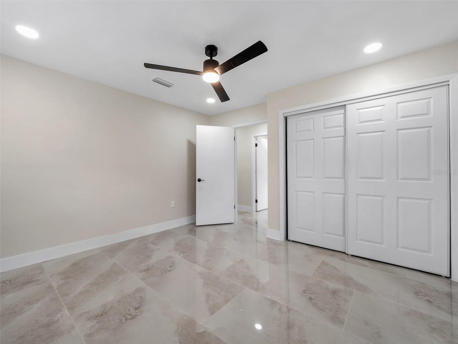 Single Family Residence at 6801 N CLEARVIEW AVE, TAMPA, photo 11 of 27