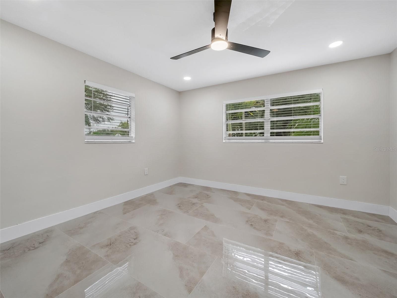 Single Family Residence at 6801 N CLEARVIEW AVE, TAMPA, photo 12 of 27