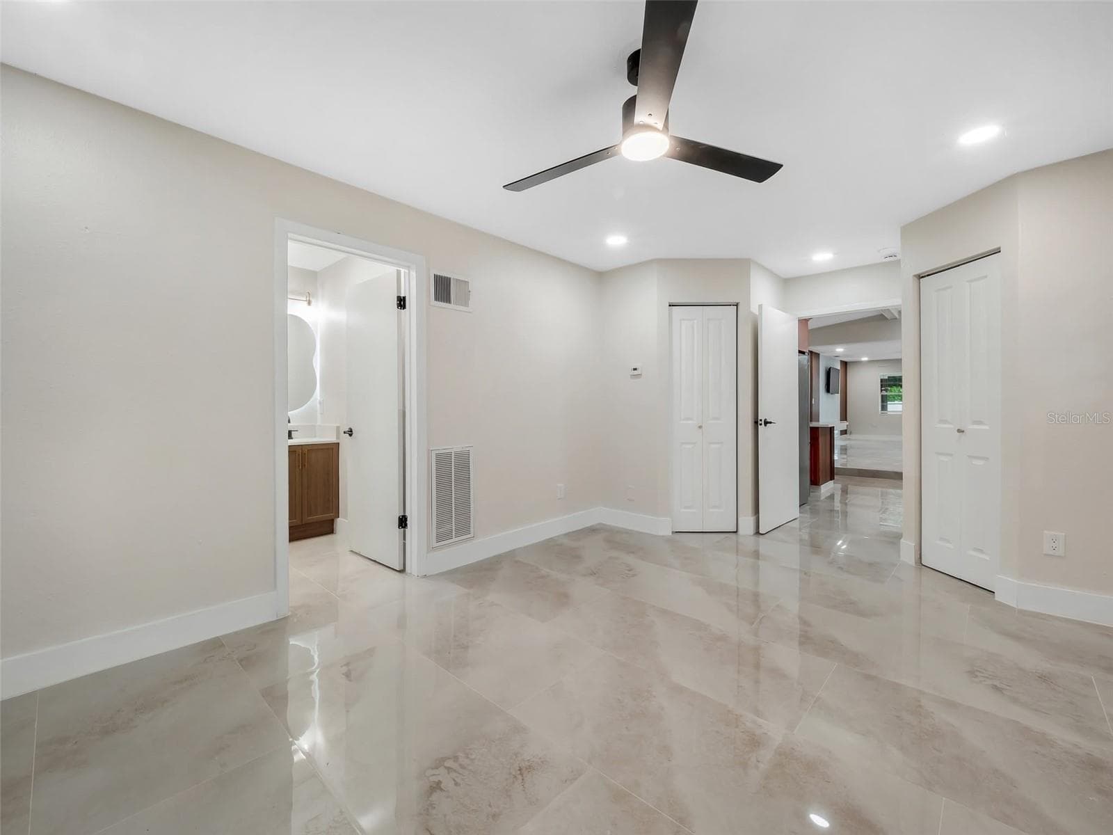 Single Family Residence at 6801 N CLEARVIEW AVE, TAMPA, photo 20 of 27
