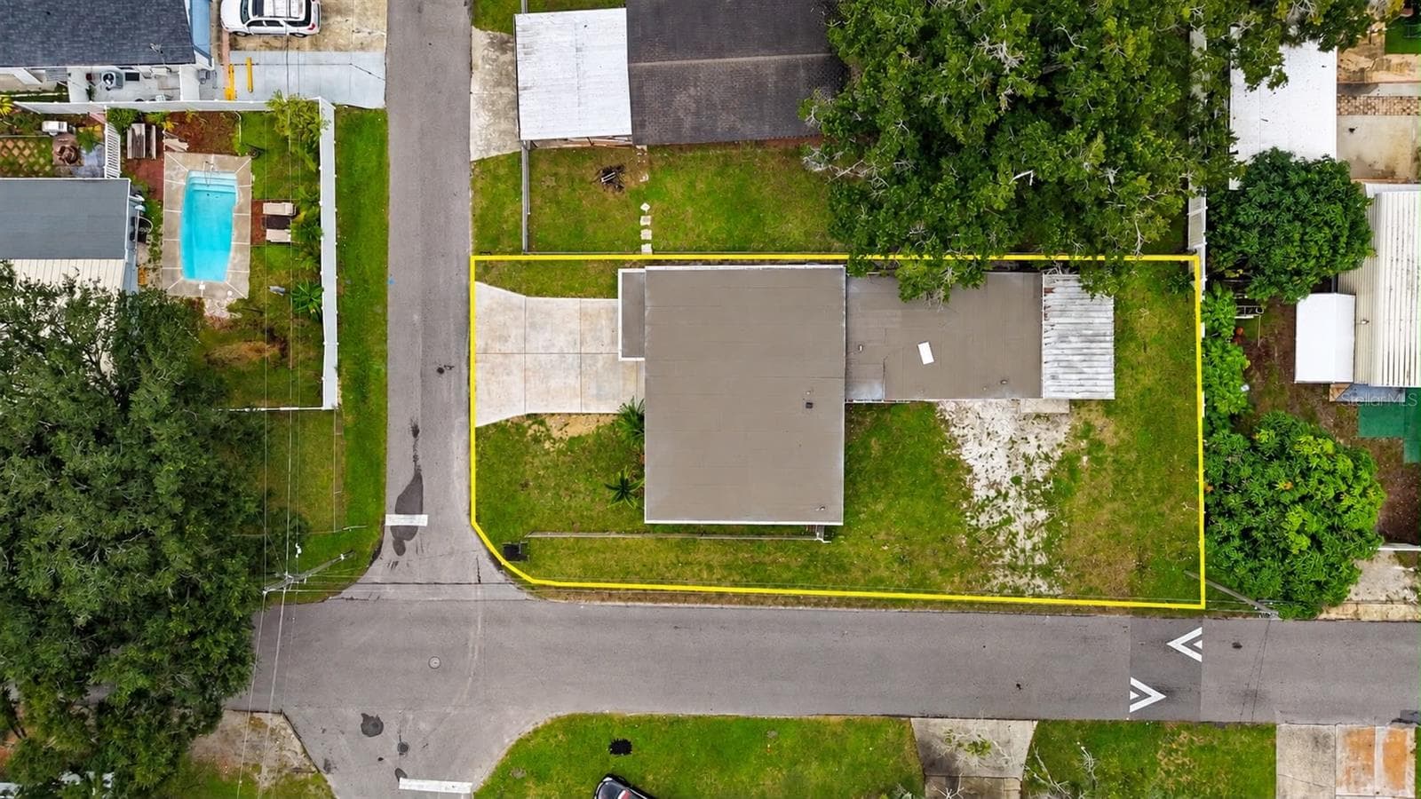 Single Family Residence at 6801 N CLEARVIEW AVE, TAMPA, photo 26 of 27