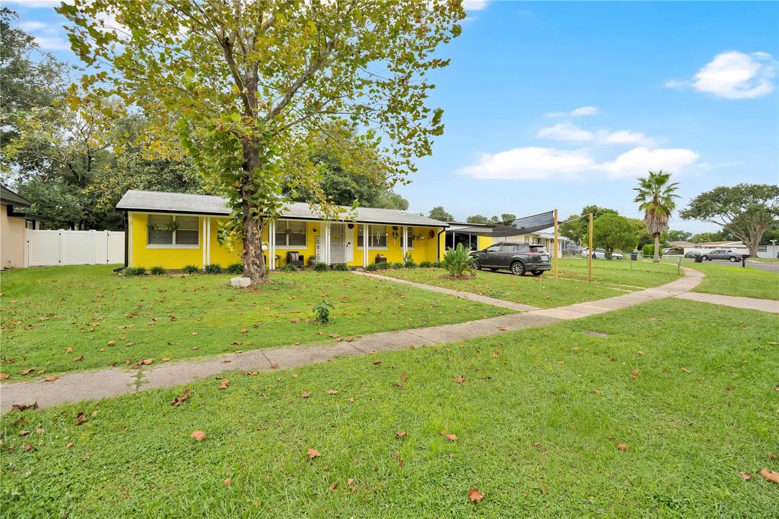 Single Family Residence at 1802 EGAN DR, ORLANDO, photo 2 of 35
