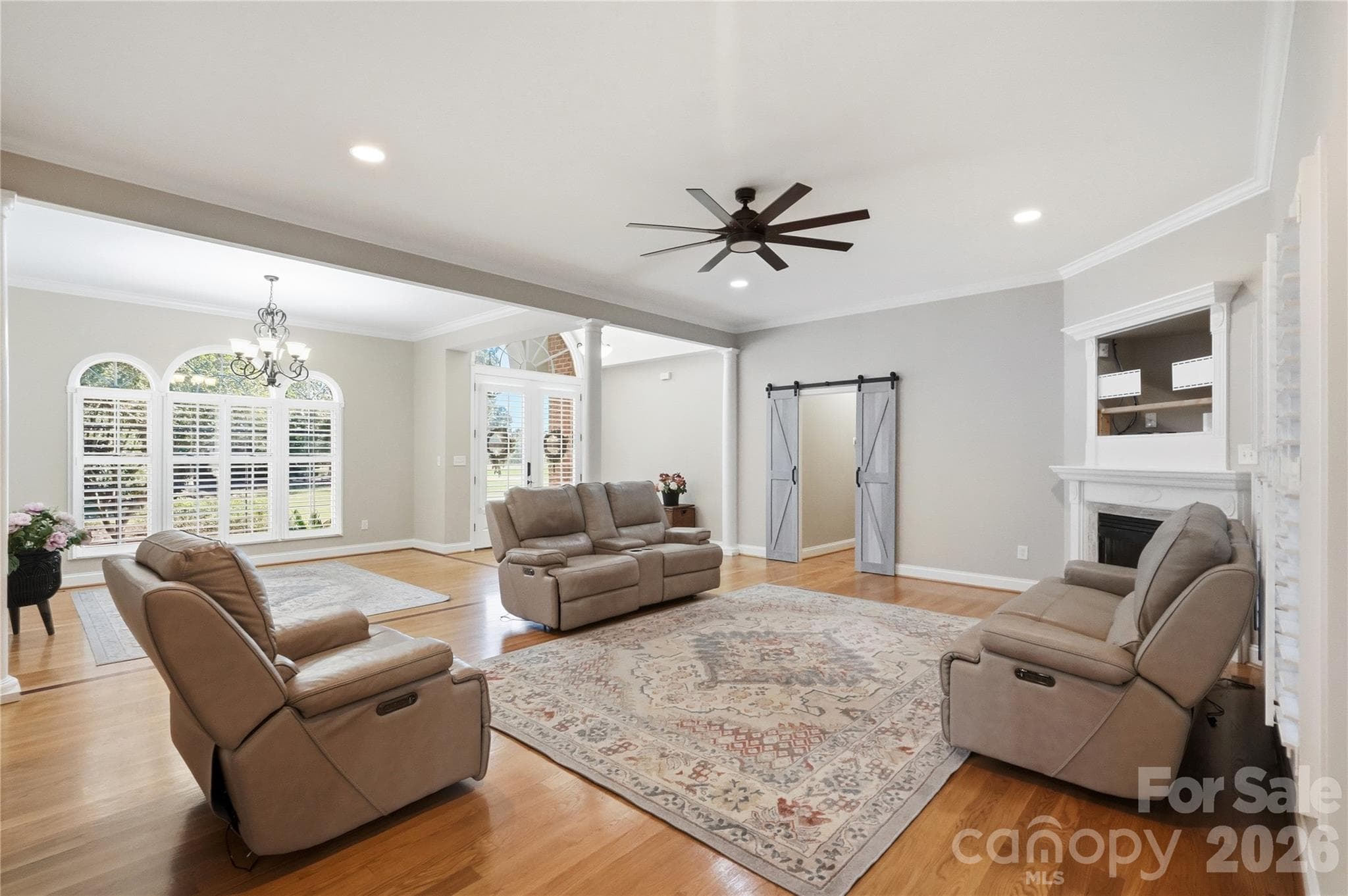 Single Family Residence at 2469 Stoneview Court, Denver, photo 7 of 43
