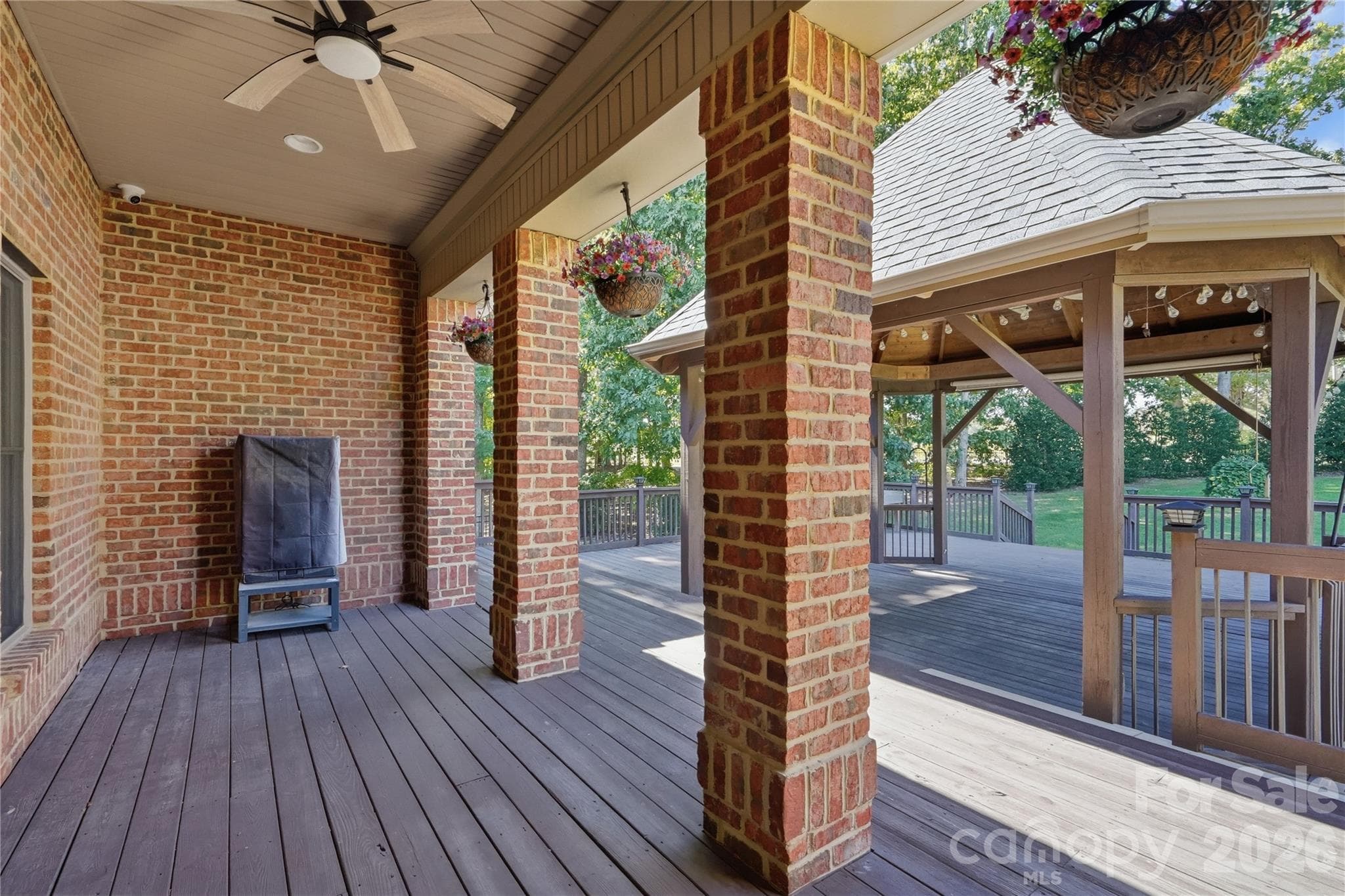 Single Family Residence at 2469 Stoneview Court, Denver, photo 28 of 43