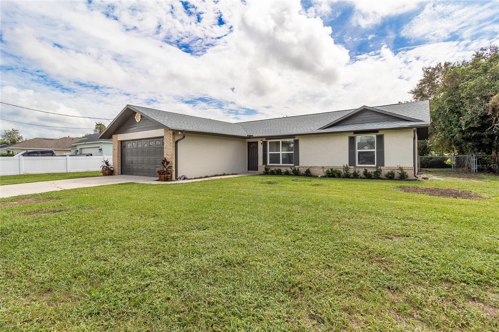 Single Family Residence at 1911 N PORTILLO DR, DELTONA, photo 4 of 33
