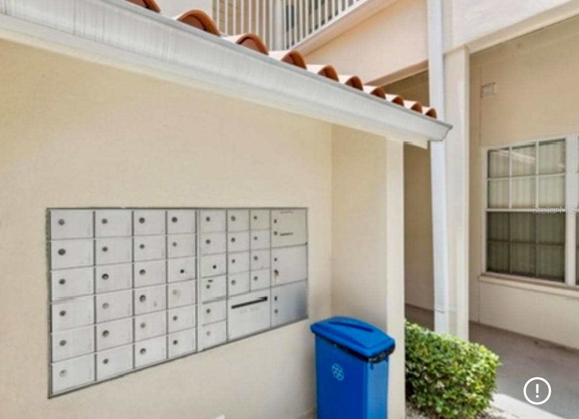 Mailbox Area - 701 MIRROR LAKE DR N #120, ST PETERSBURG