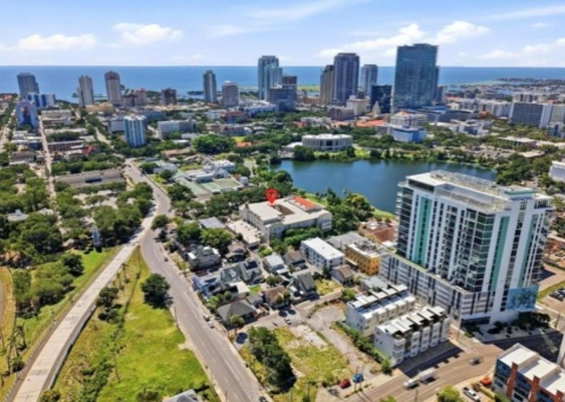Ariel View - 701 MIRROR LAKE DR N #120, ST PETERSBURG