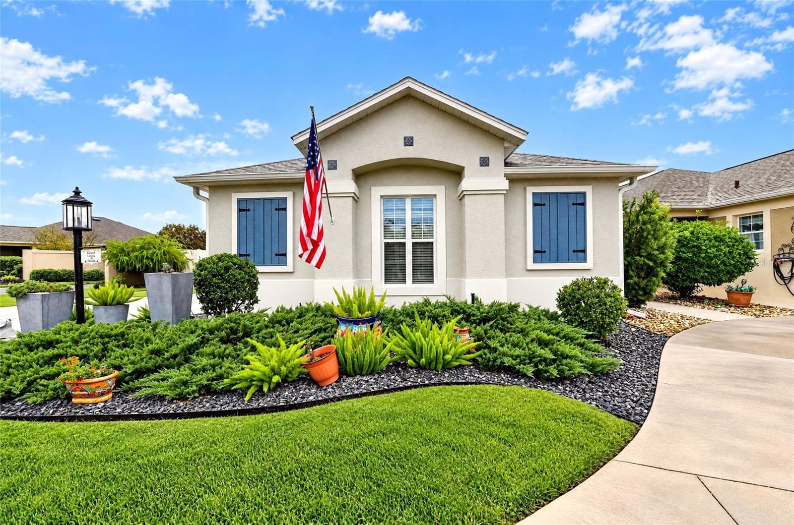 Villa at 639 BERMUDEZ CT, THE VILLAGES, photo 4 of 47