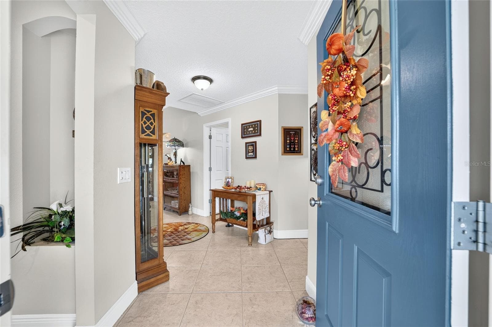 Villa at 639 BERMUDEZ CT, THE VILLAGES, photo 9 of 47