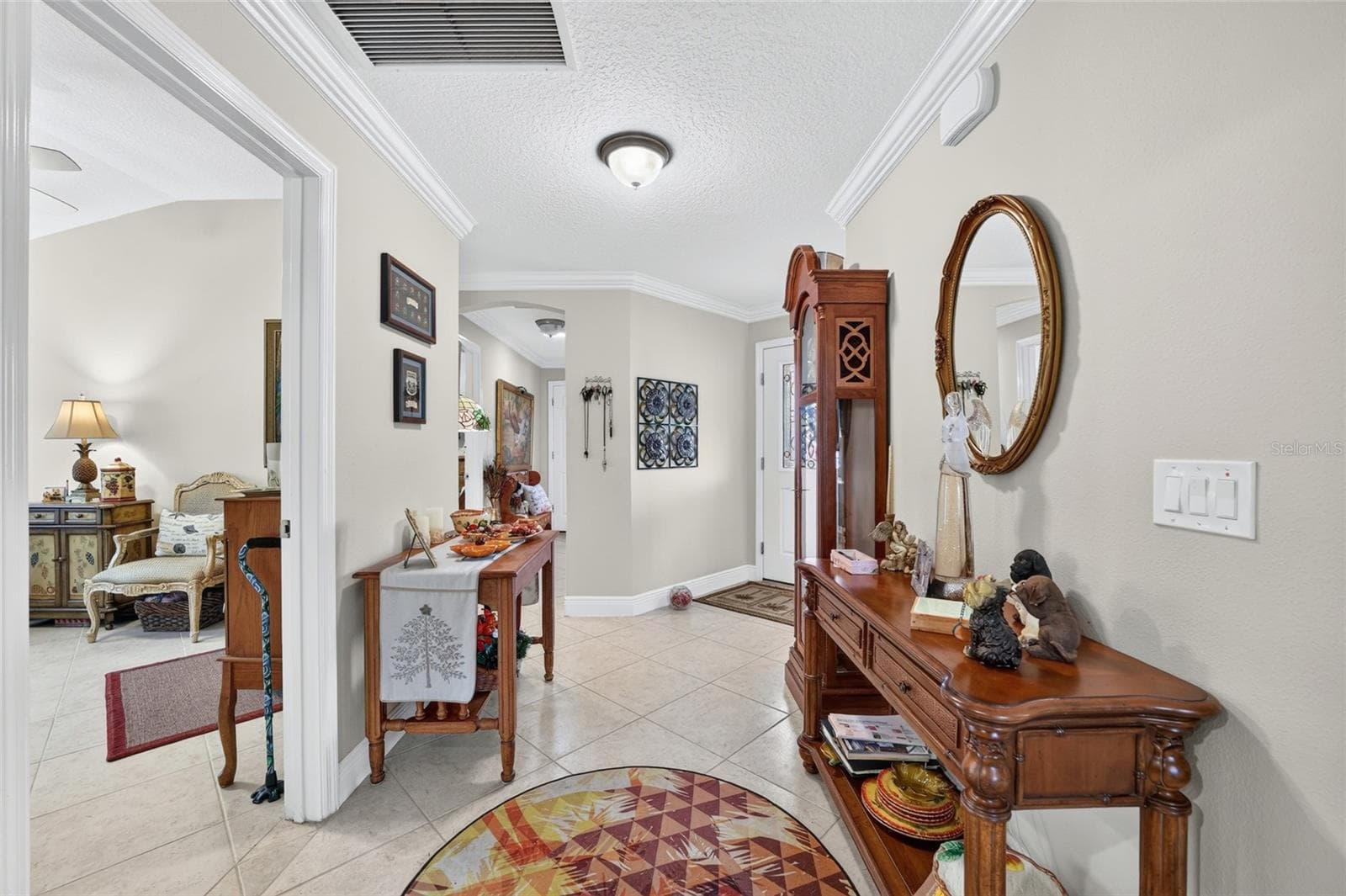 Villa at 639 BERMUDEZ CT, THE VILLAGES, photo 10 of 47