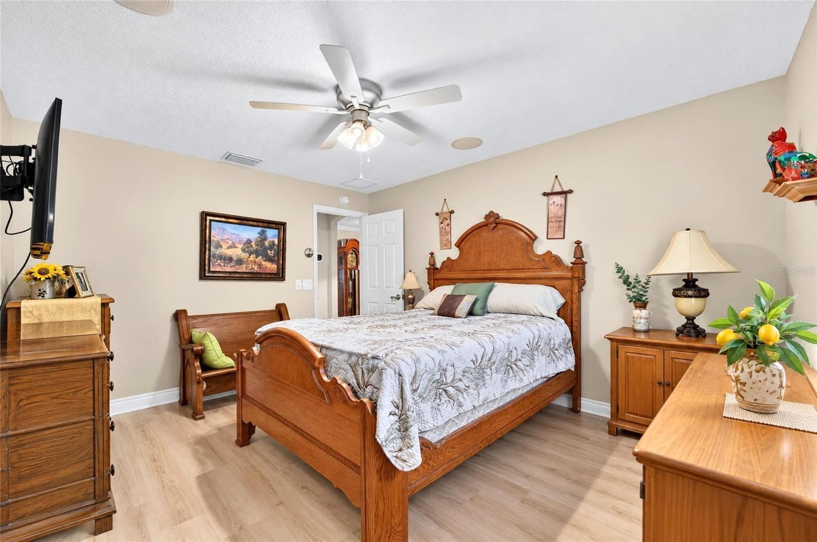 Villa at 639 BERMUDEZ CT, THE VILLAGES, photo 35 of 47