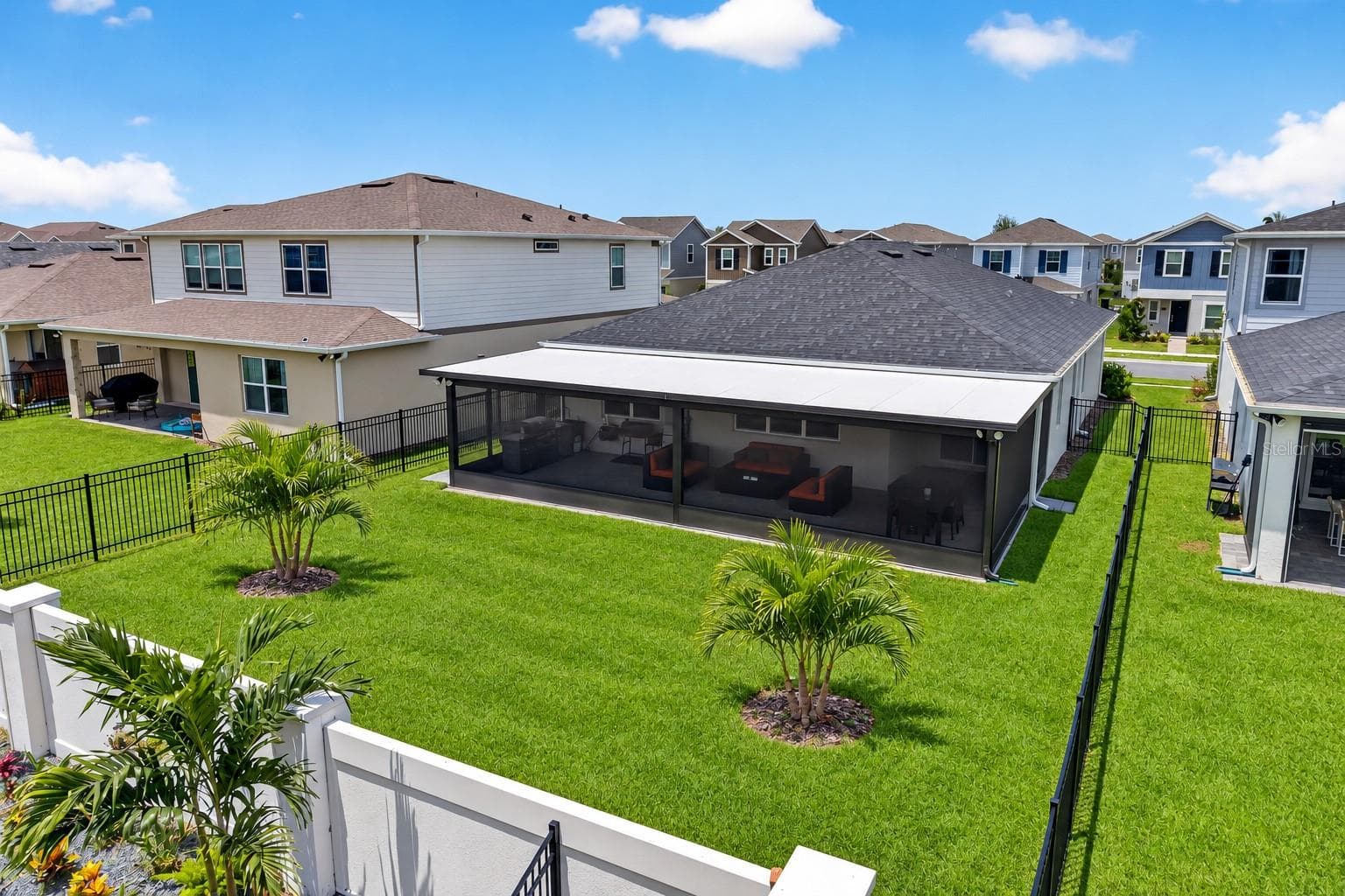 LARGE FENCED YARD - 7239 IVY TENDRIL AVE, ORLANDO