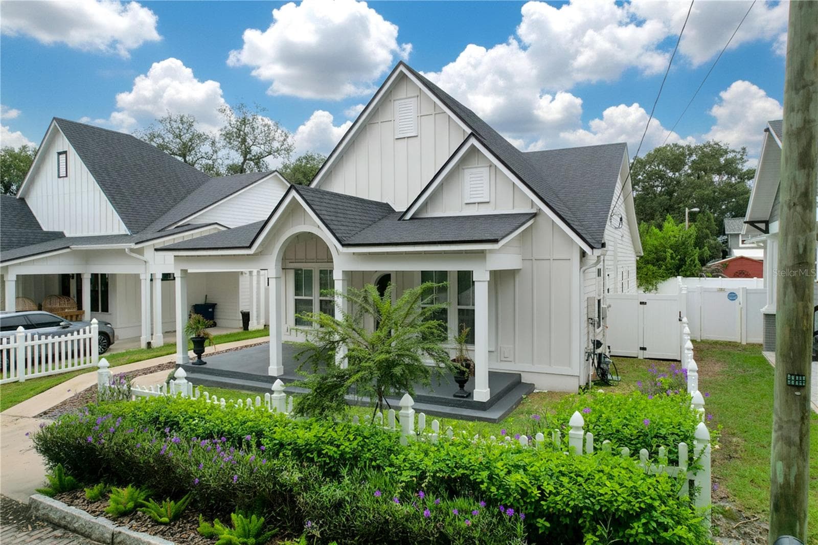 Single Family Residence at 3016 N MASSACHUSETTS AVE, TAMPA, photo 5 of 65