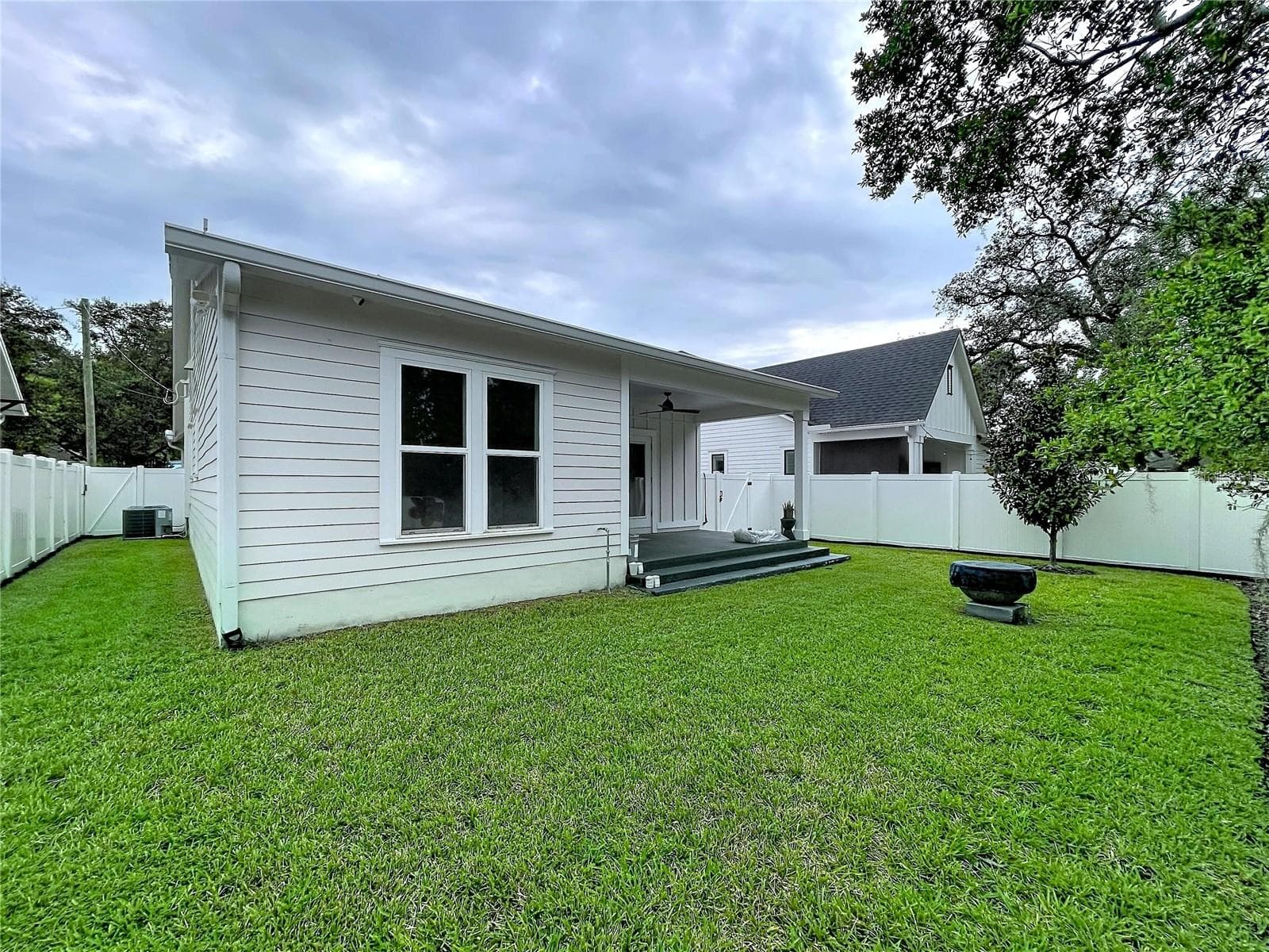 Single Family Residence at 3016 N MASSACHUSETTS AVE, TAMPA, photo 54 of 65