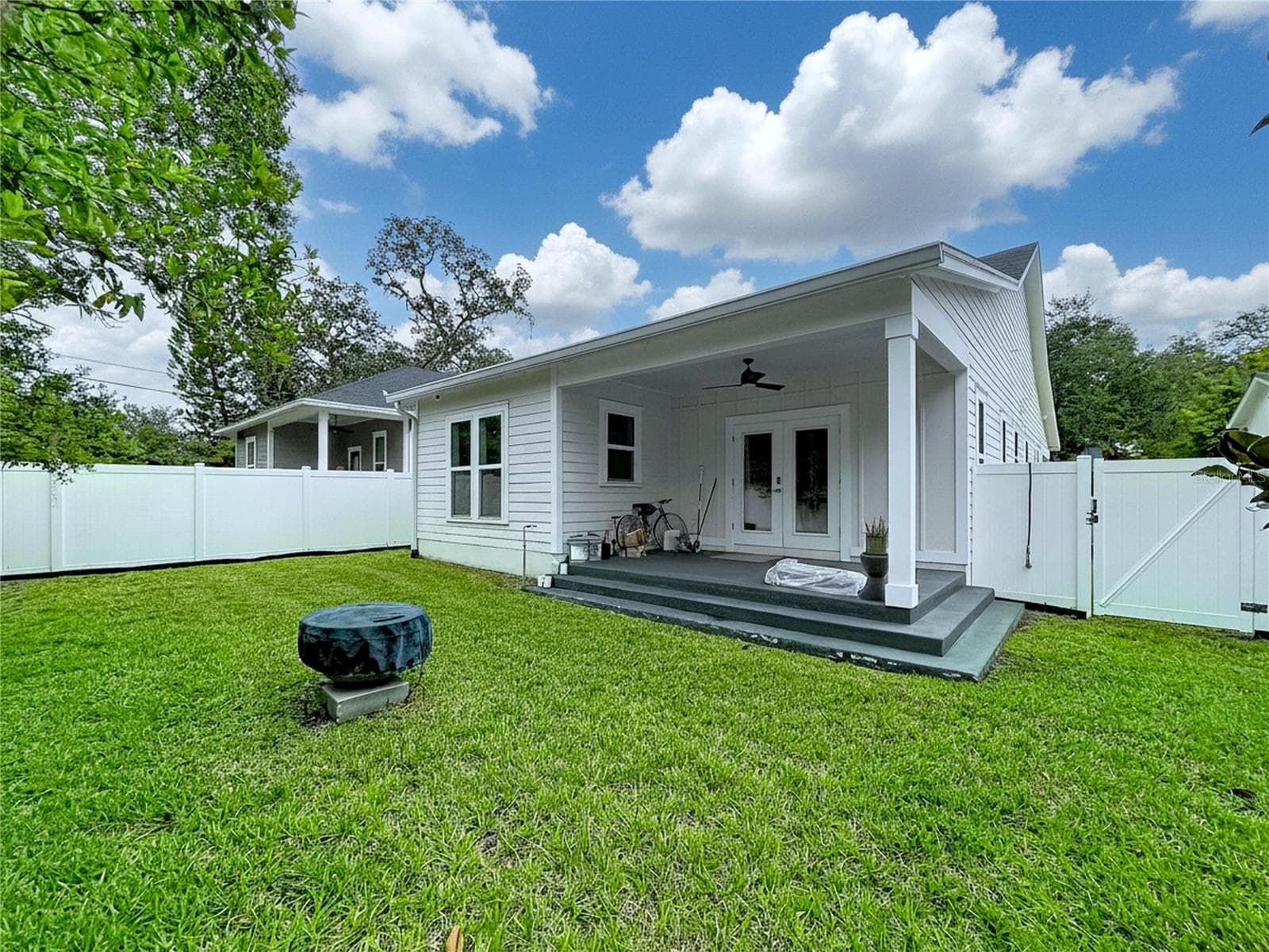 Single Family Residence at 3016 N MASSACHUSETTS AVE, TAMPA, photo 55 of 65