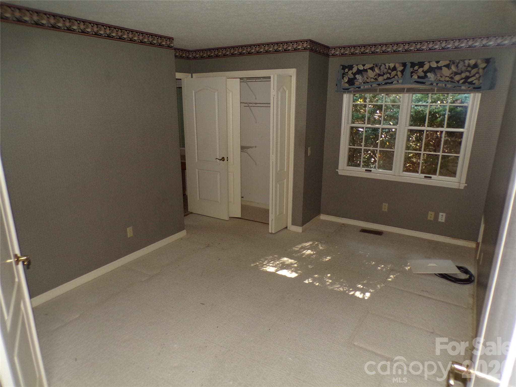 Front left middle bedroom/Study/Den - 10 Governors Drive, Hendersonville
