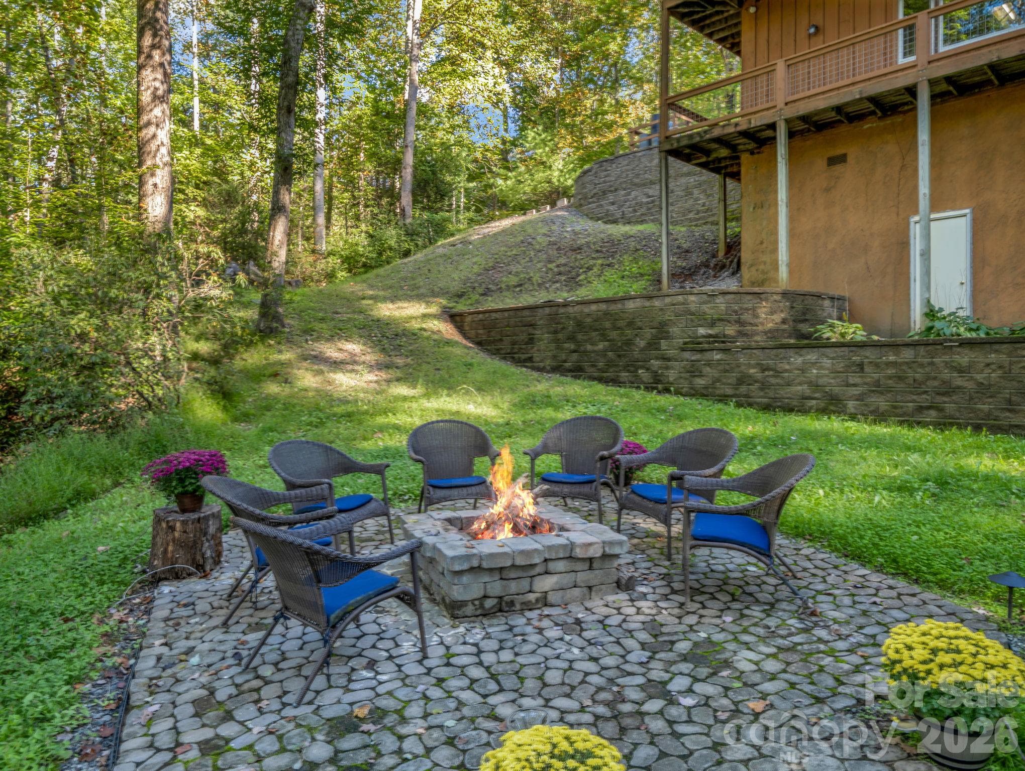 Fire pit - 127 Cattail Road, Lake Lure