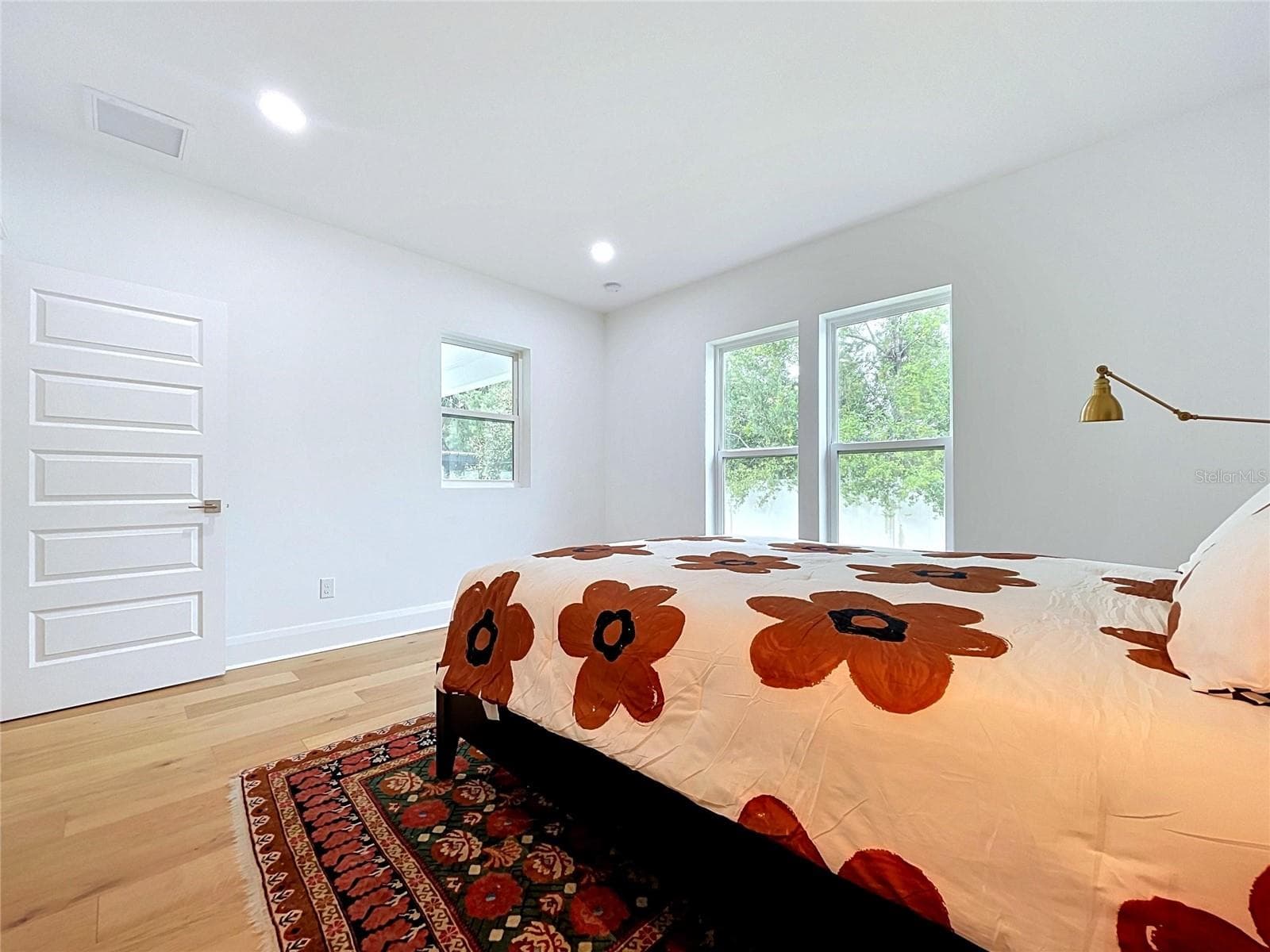 Single Family Residence at 3016 N MASSACHUSETTS AVE, TAMPA, photo 39 of 65