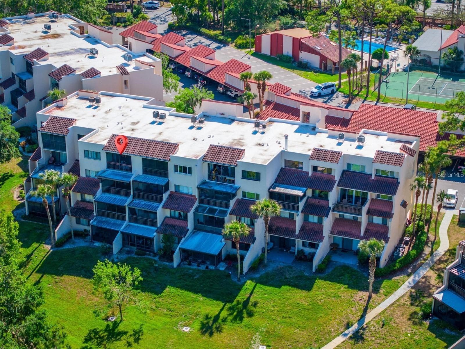 Aerial of Complex and Lake Howell - 1162 CARMEL CIR #440, CASSELBERRY