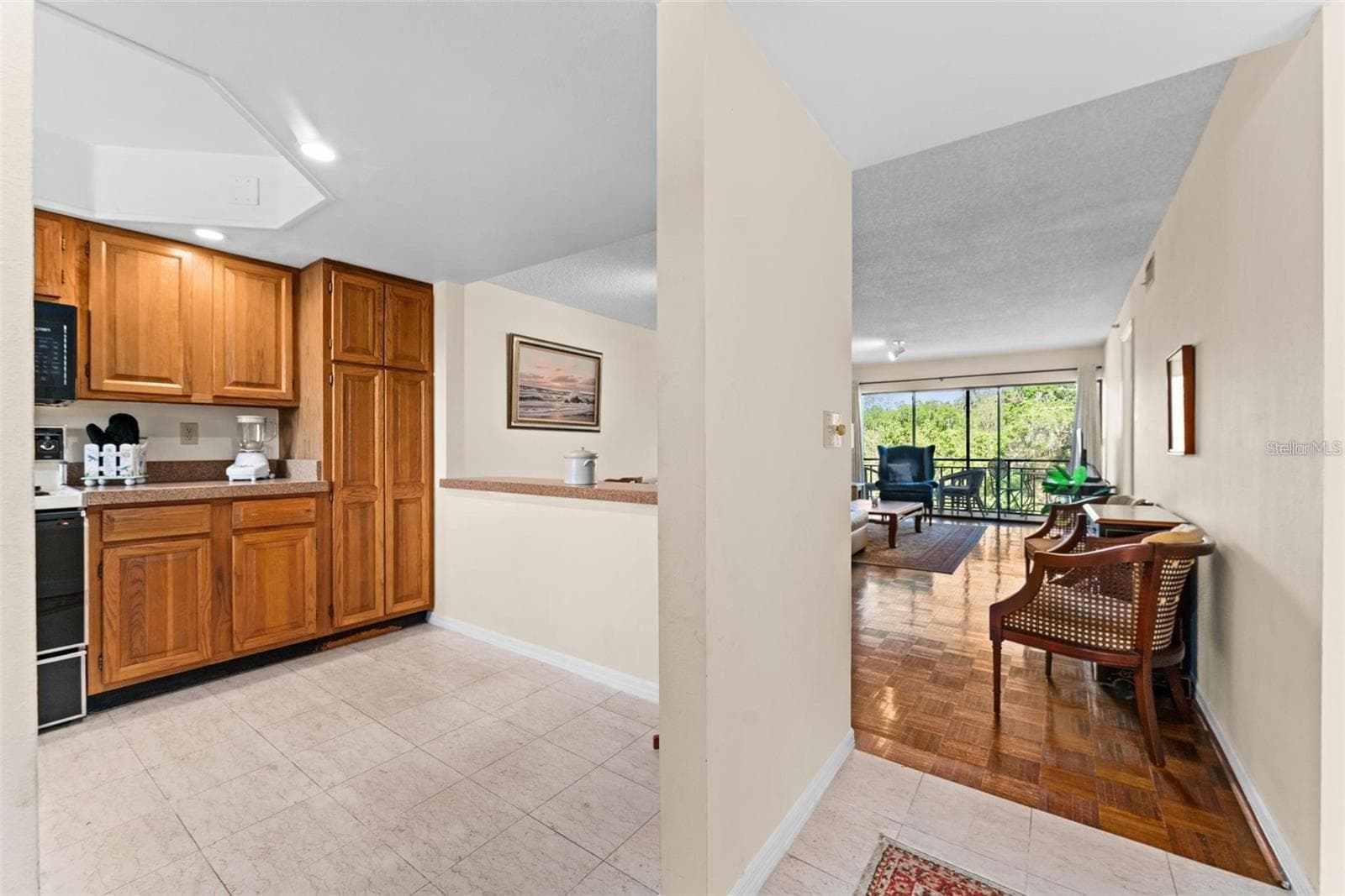 Foyer - 1162 CARMEL CIR #440, CASSELBERRY