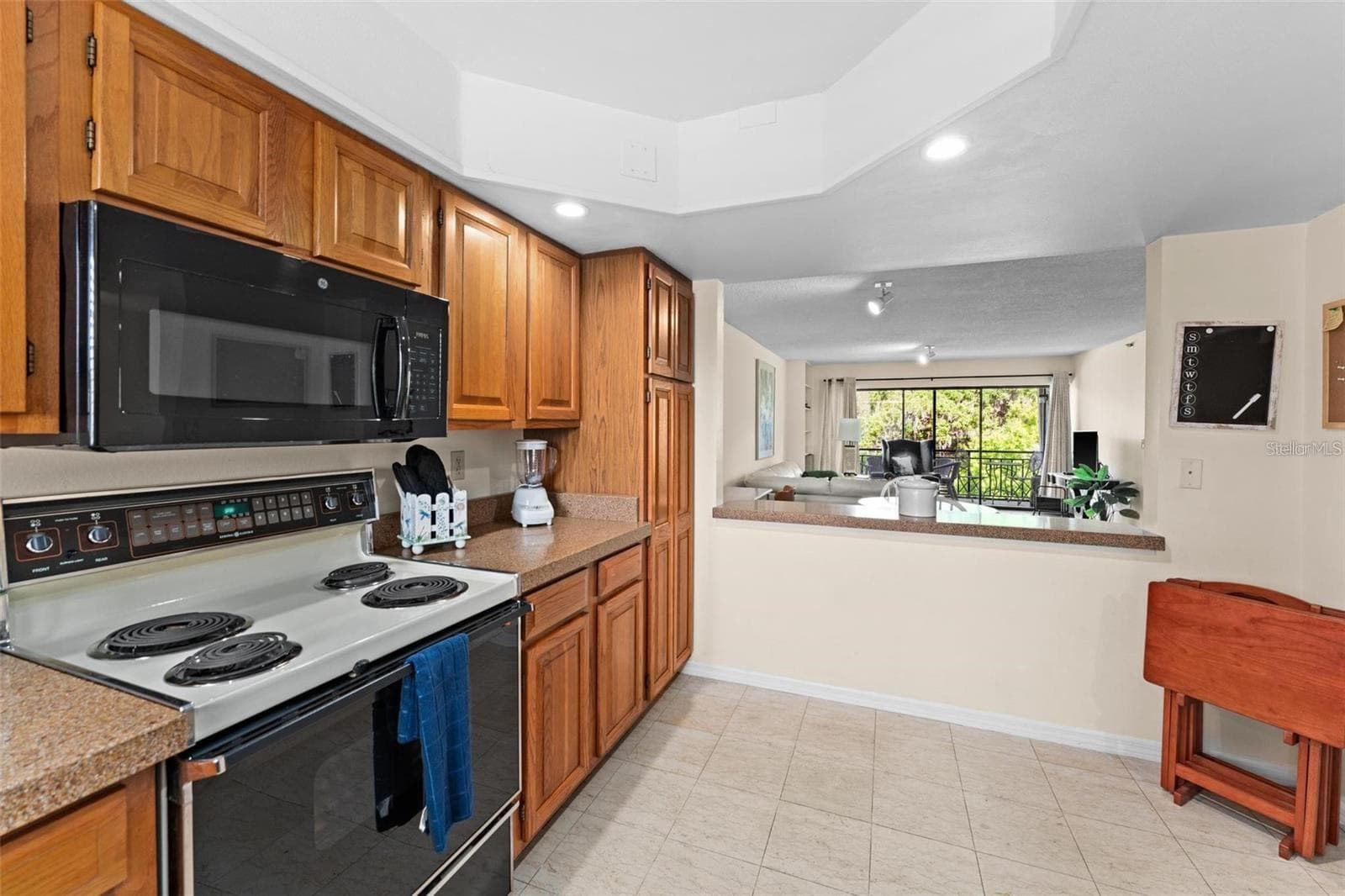 Fully Equipped Kitchen - 1162 CARMEL CIR #440, CASSELBERRY