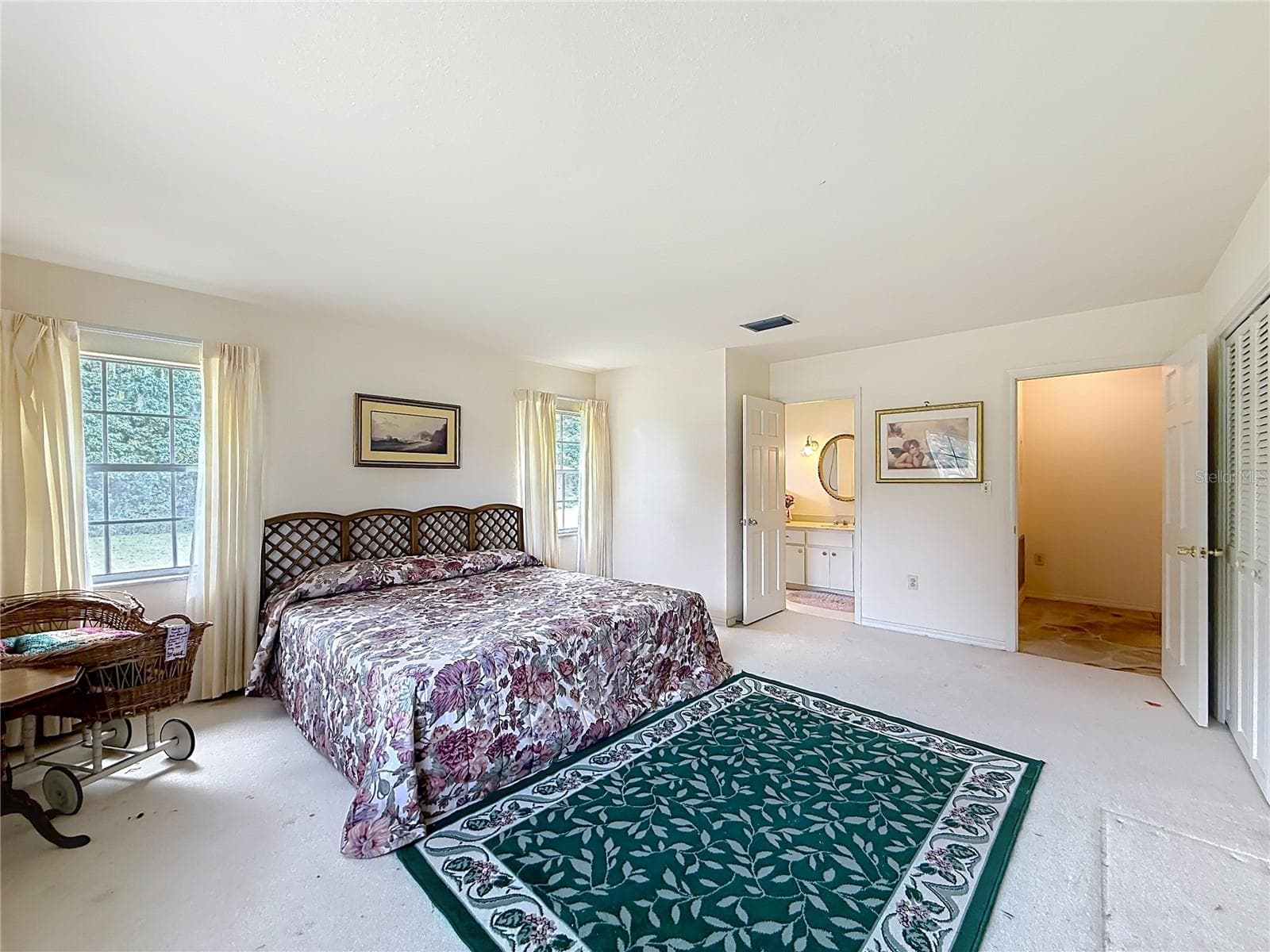 Guest Bedroom to Guest Bathroom - 8038 SPRING DR, YALAHA